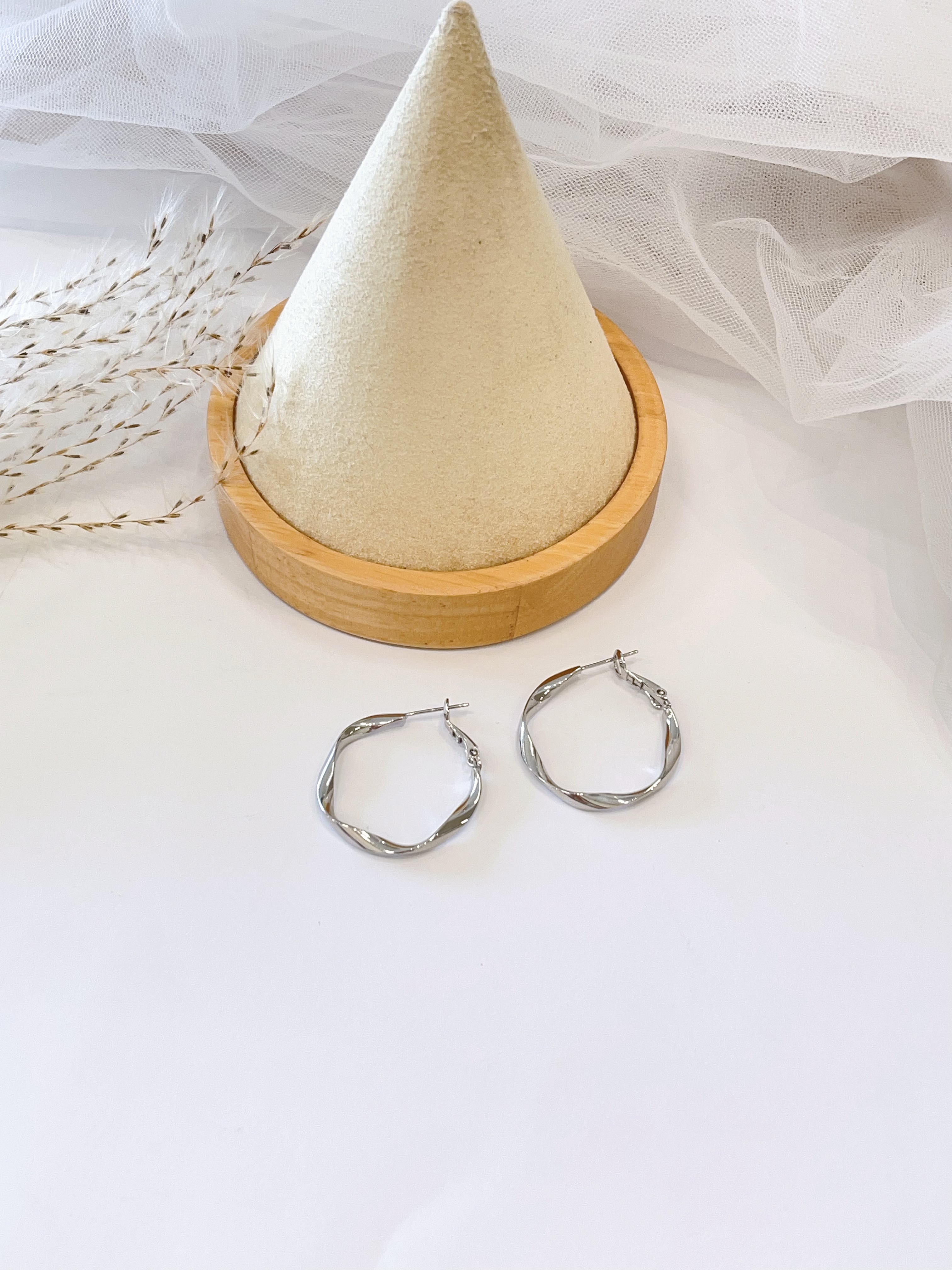 波浪式设计耳圈耳环