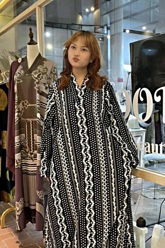 Linen Flower Stripe Dress - Black