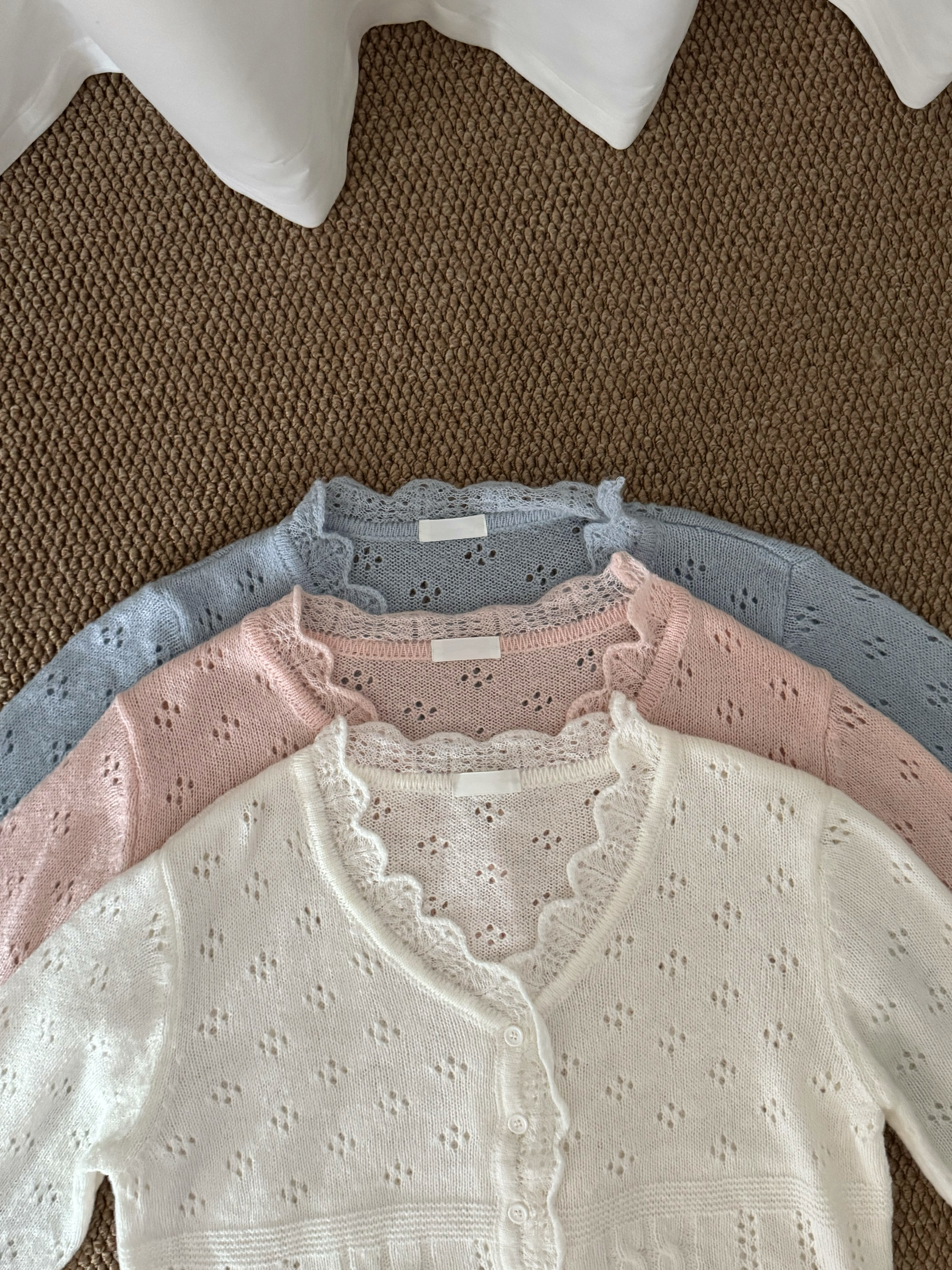 通花波浪邊針織外套(三色入)