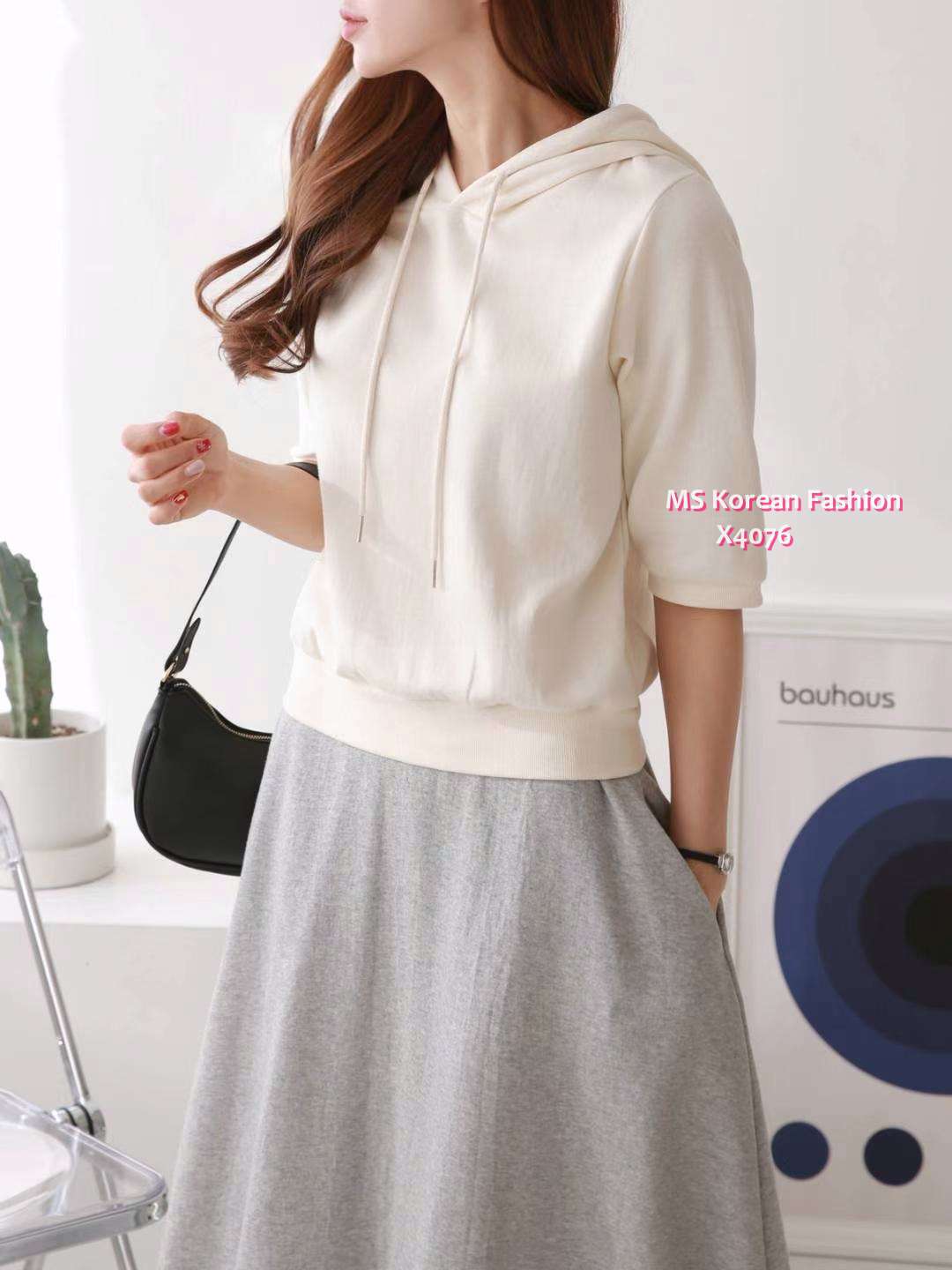 X4076 韓國🇰🇷假兩件拼色有帽連身裙