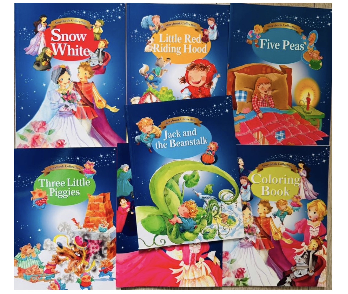 1. Snow White（白雪公主） 2. Cinderella（灰姑娘） 3. Jack and the Beanstalk（傑克與魔豆） 4. Three Little Piggies（三隻小豬） 5. Little Red Riding Hood（小紅帽） 6. Five Peas（五顆豌豆） 7. Coloring Book（塗色書/互動書）