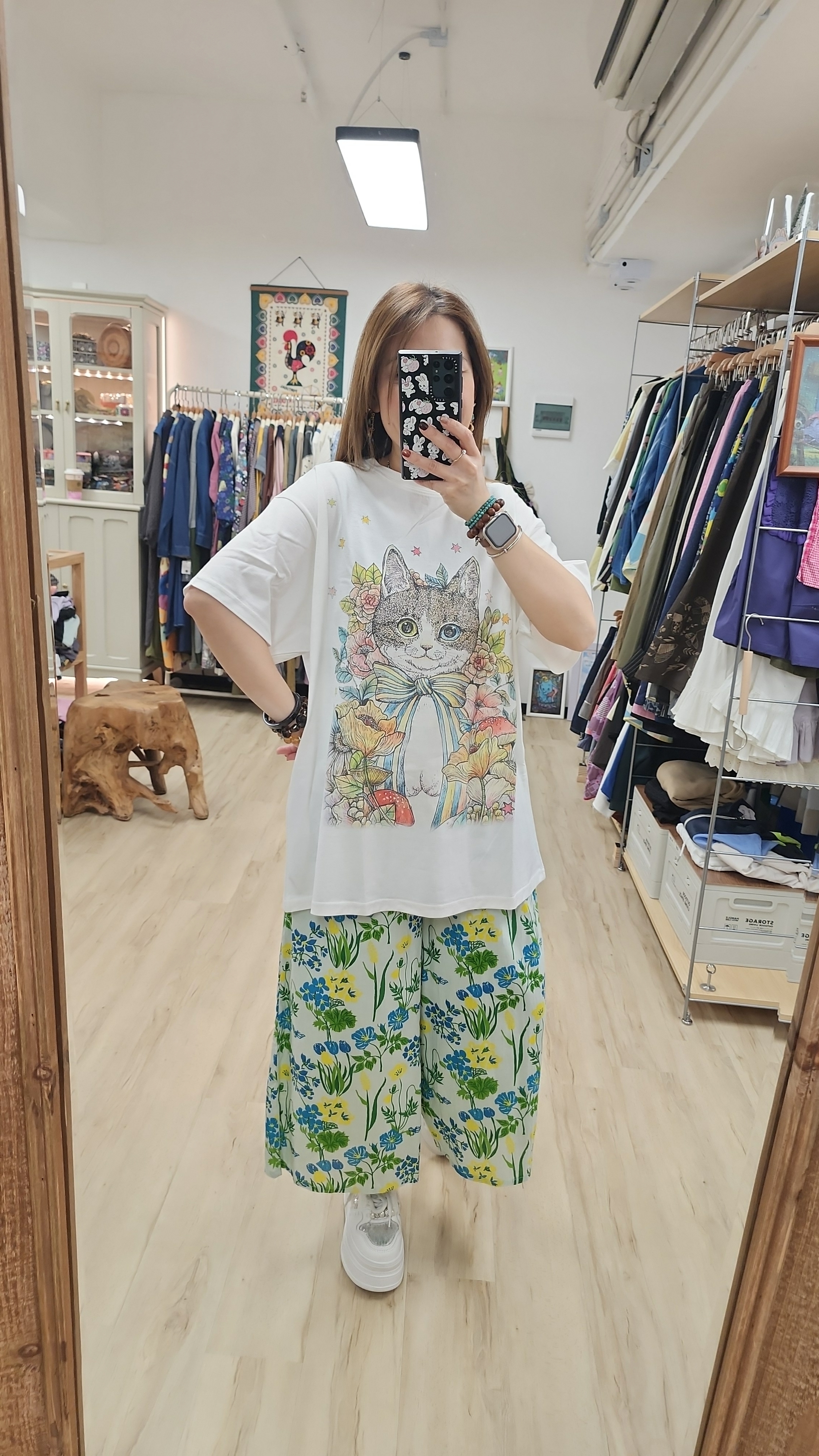 韓國米白拼大貓貓印圖中長Tee