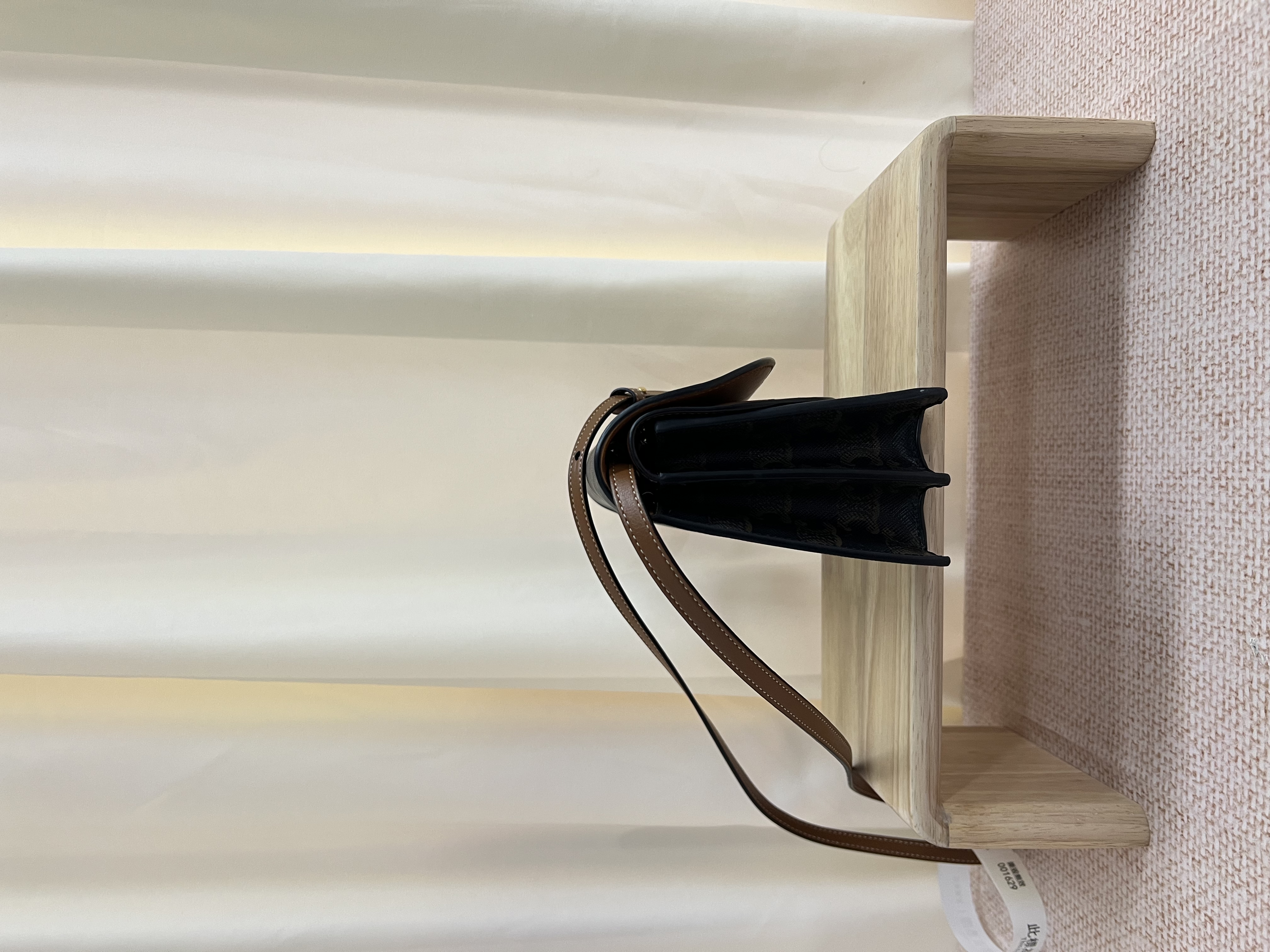 Pre-owned CELINE WOC/ Product Code: 26030204