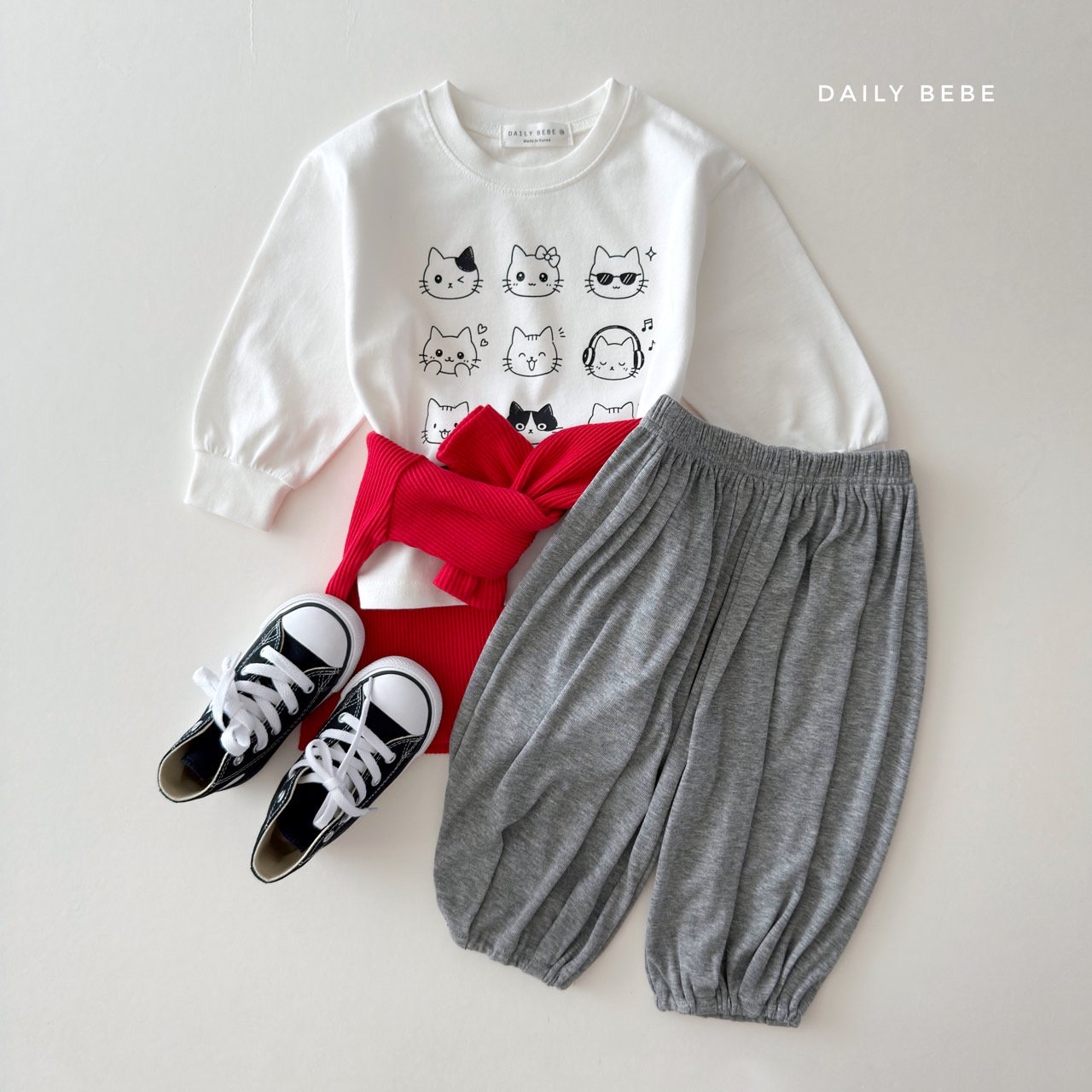 Dailybebe | Emoticon T-Shirt