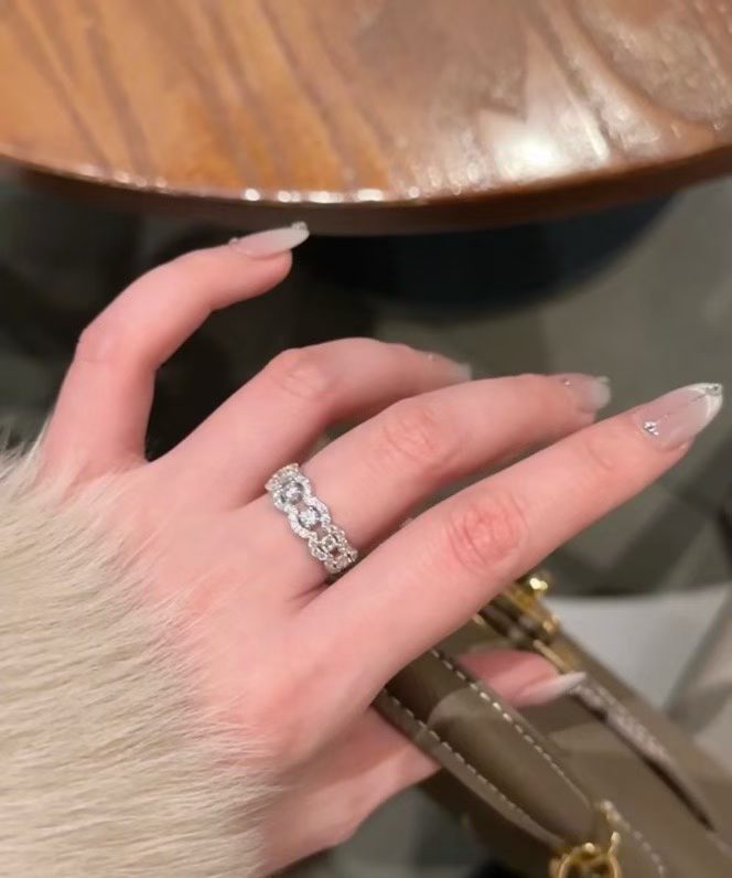 18K Diamond Ring