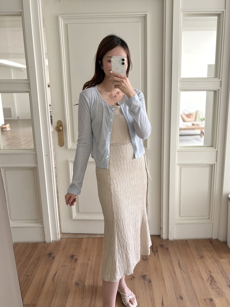 Airy Pastel Cropped Cardigan (Blue)