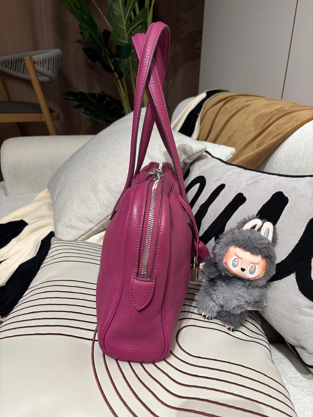 Hermes Victoria Elan 100%Authentic, 95%New ✅key Lock✅Dust bag