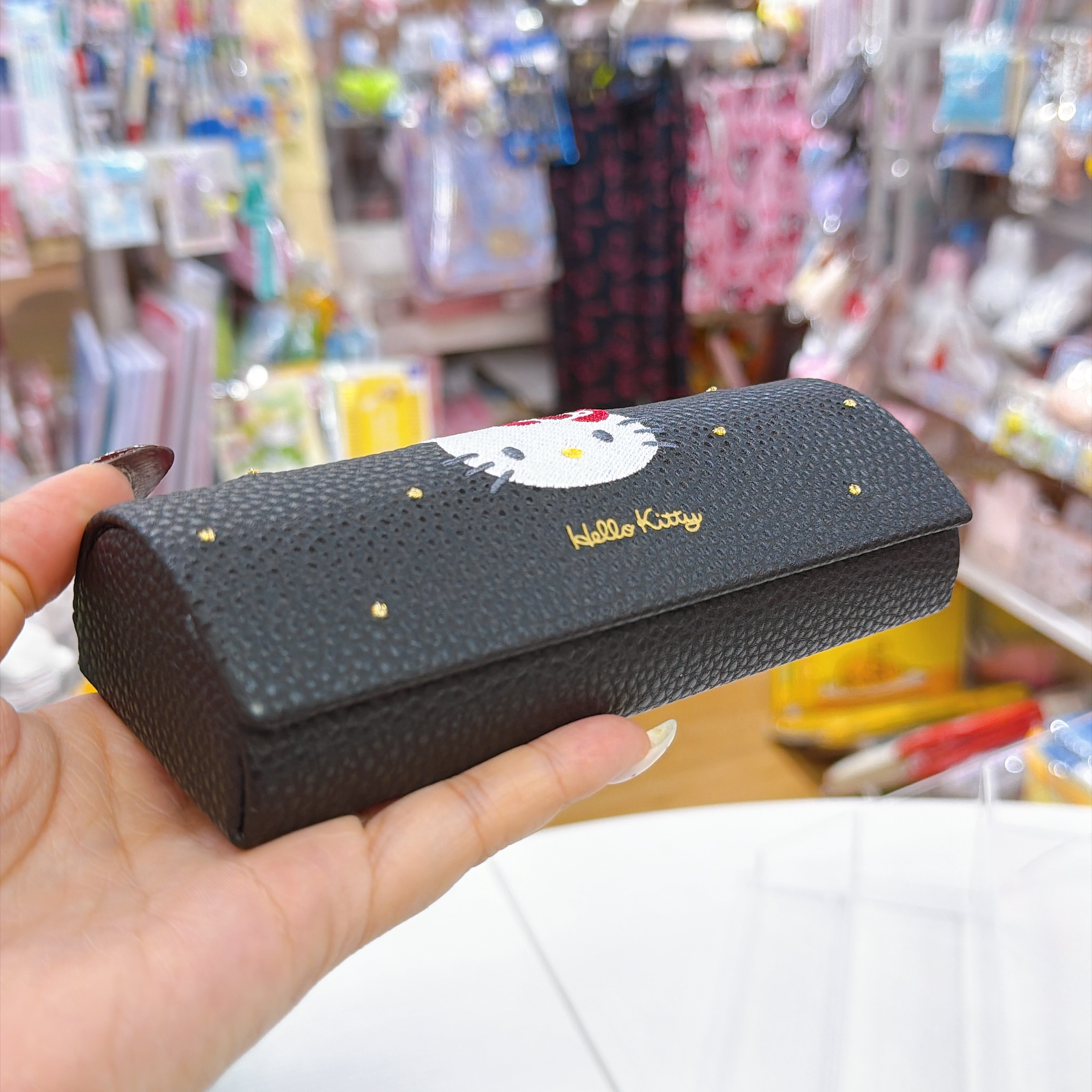 日本直送Hello Kitty眼鏡盒
