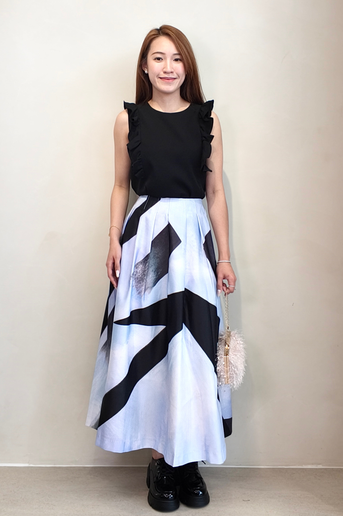 601121 Monochrome Abstract Print Maxi Skirt