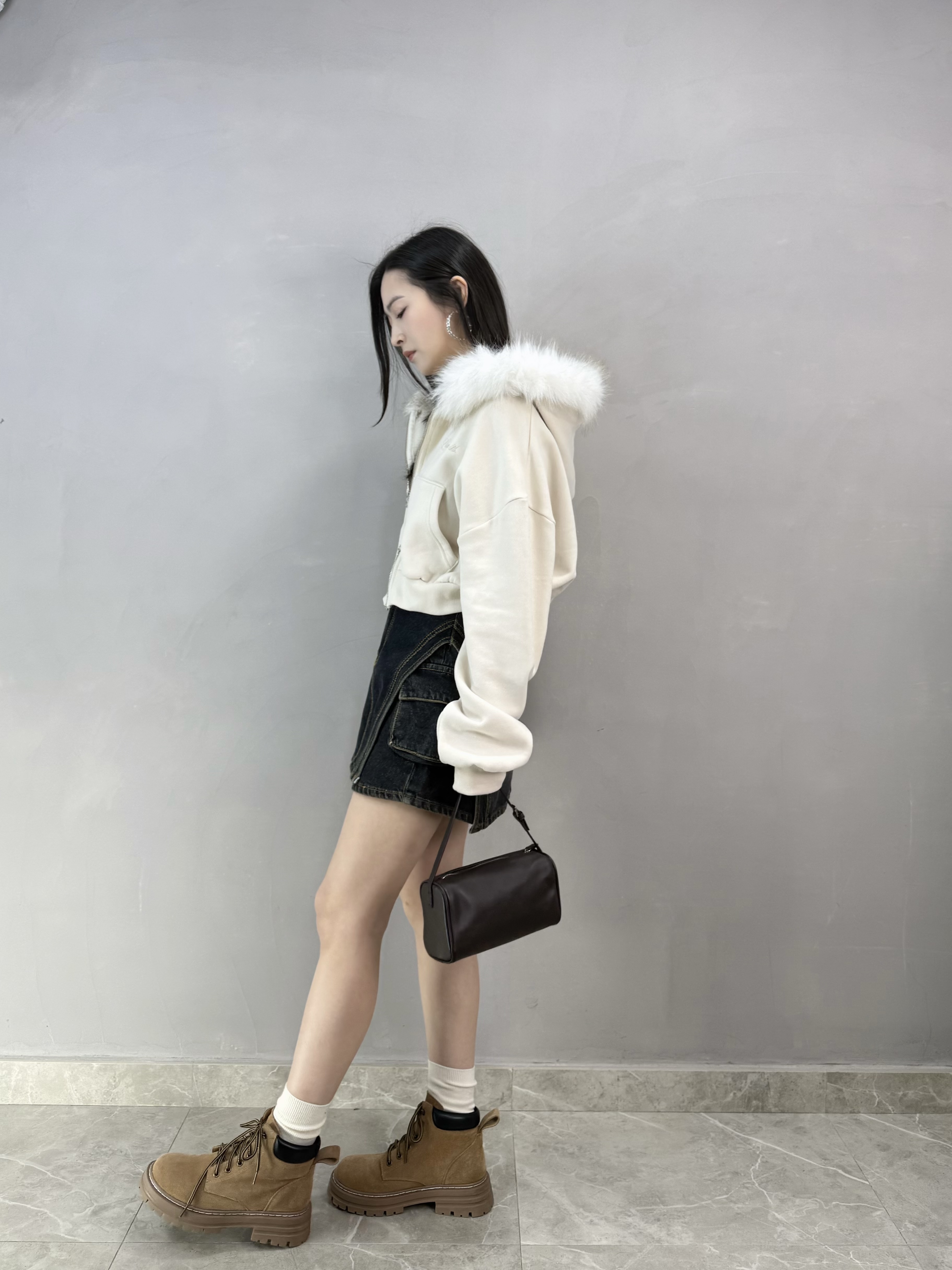 E61 側袋洗水牛仔裙褲