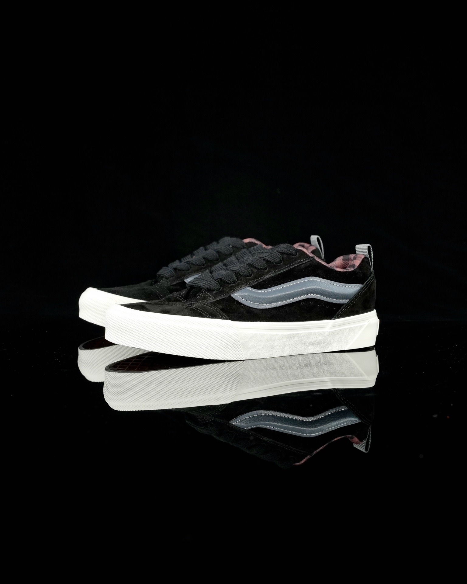 Vans Knu Skool VN000CS0239