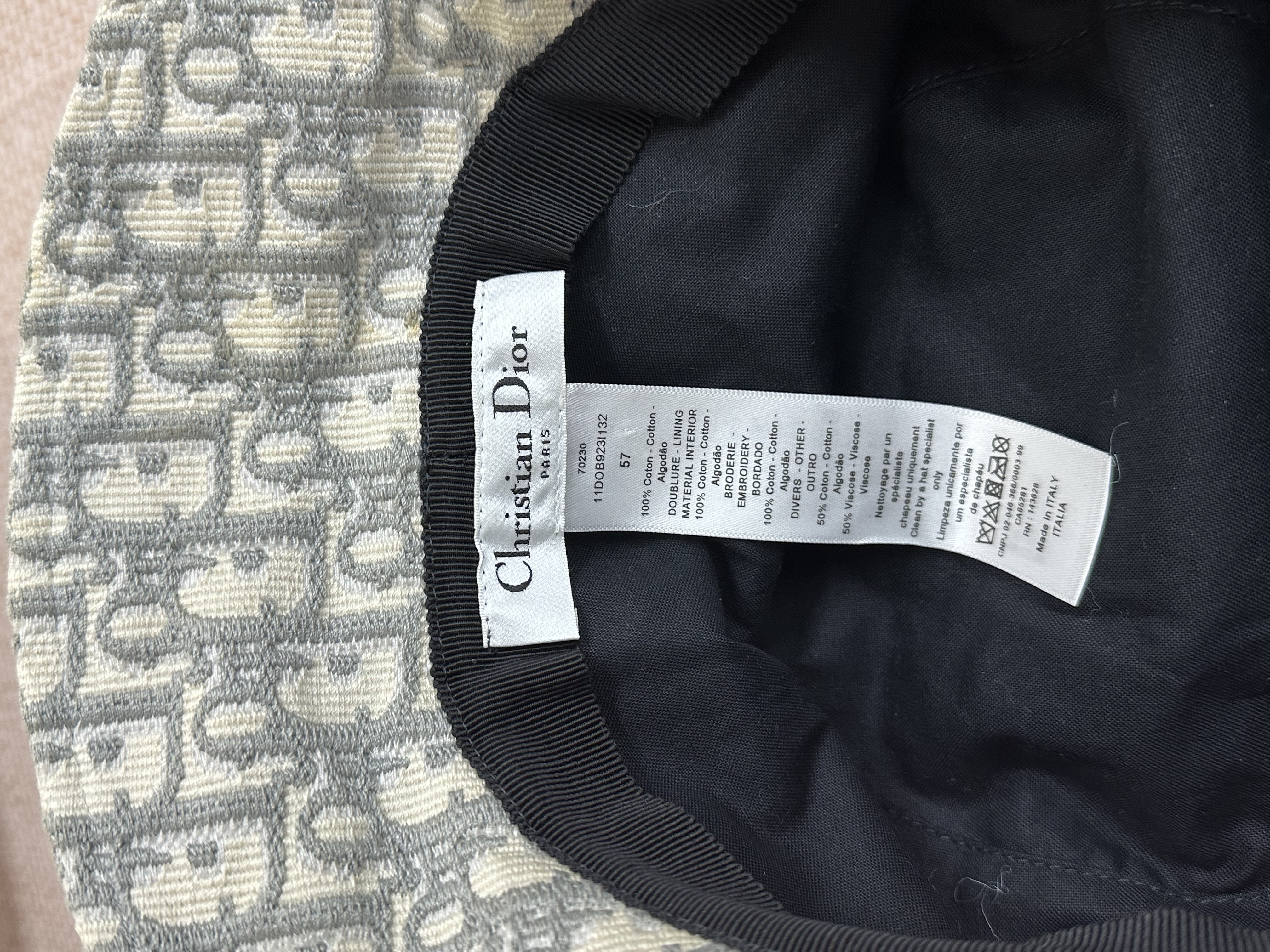 Pre-owned Dior Oblique Bucket Hat / Product Code: 26022805