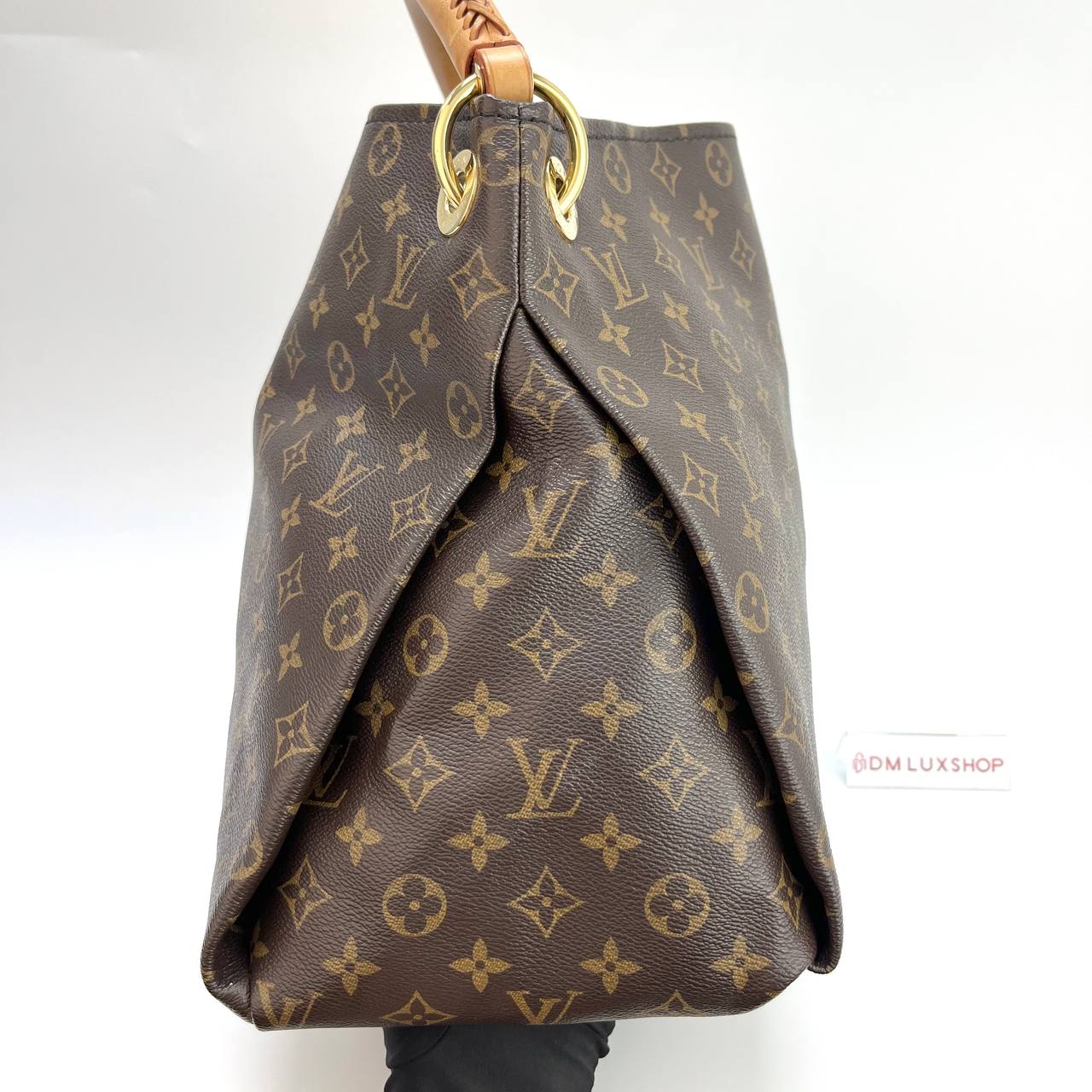 LV Monogram Artsy MM GHW