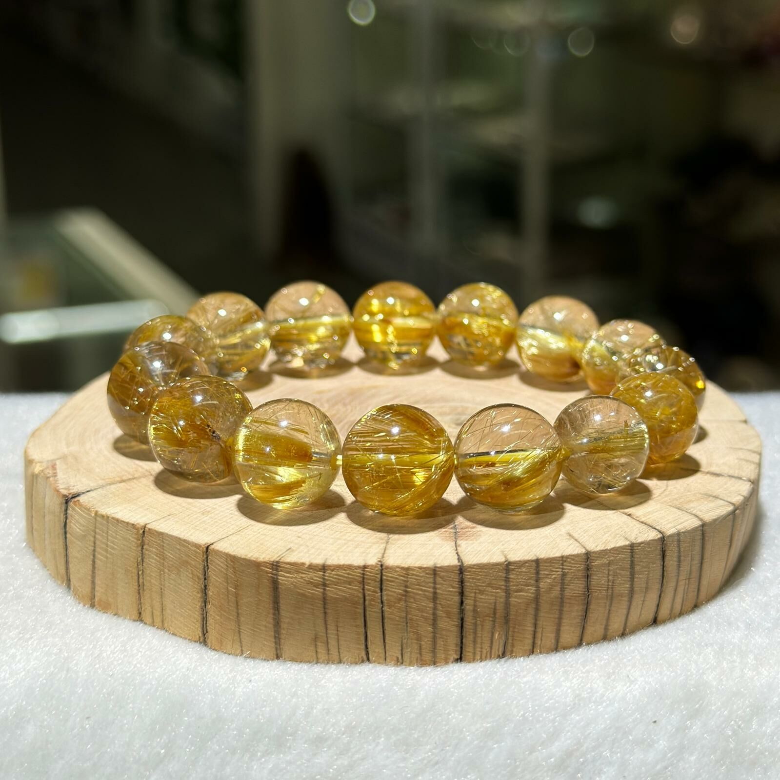 大m💫金鈦晶手串 13.5 mm +/-