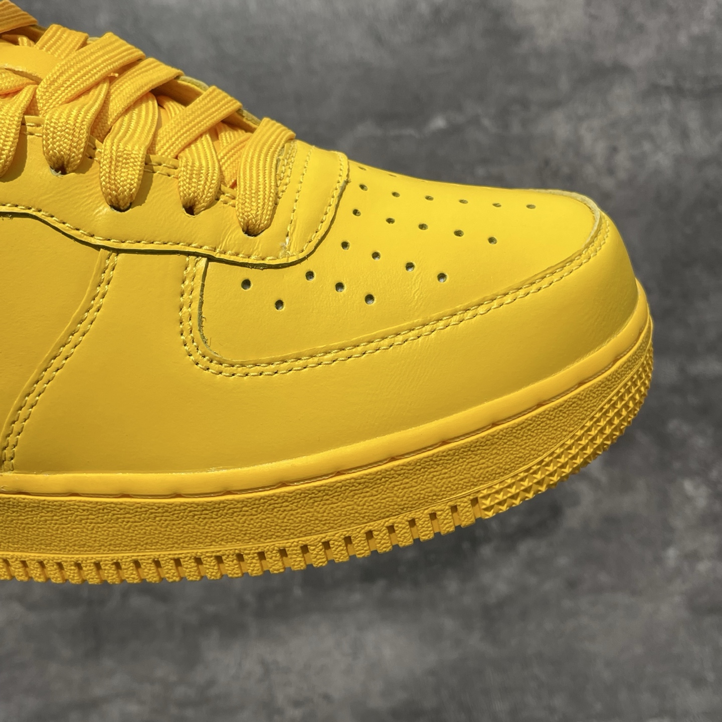 Off-White x Air Force 1 Low 'Lemonade' DD1876-700