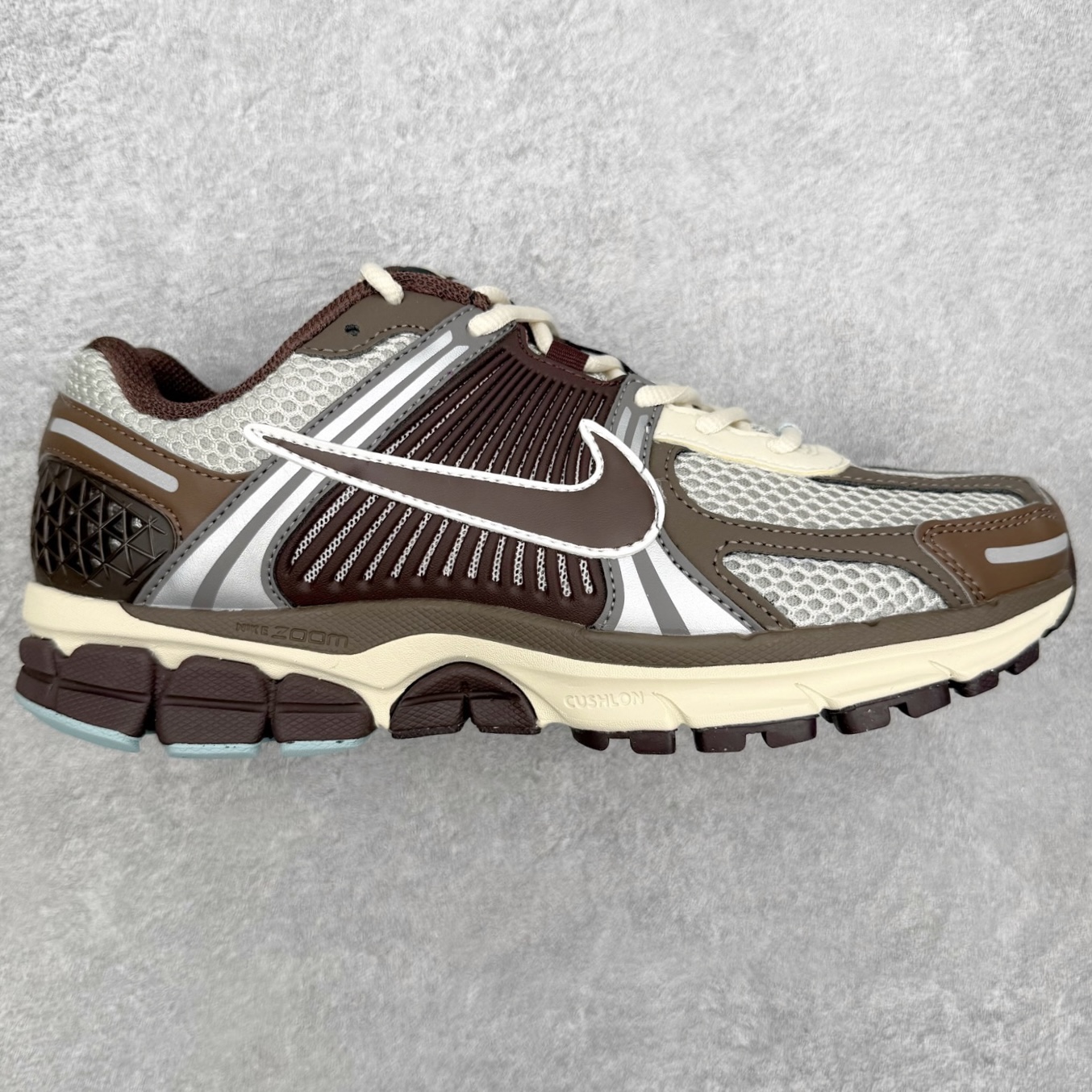 Nike Air Zoom Vomero 5 FD9920-022