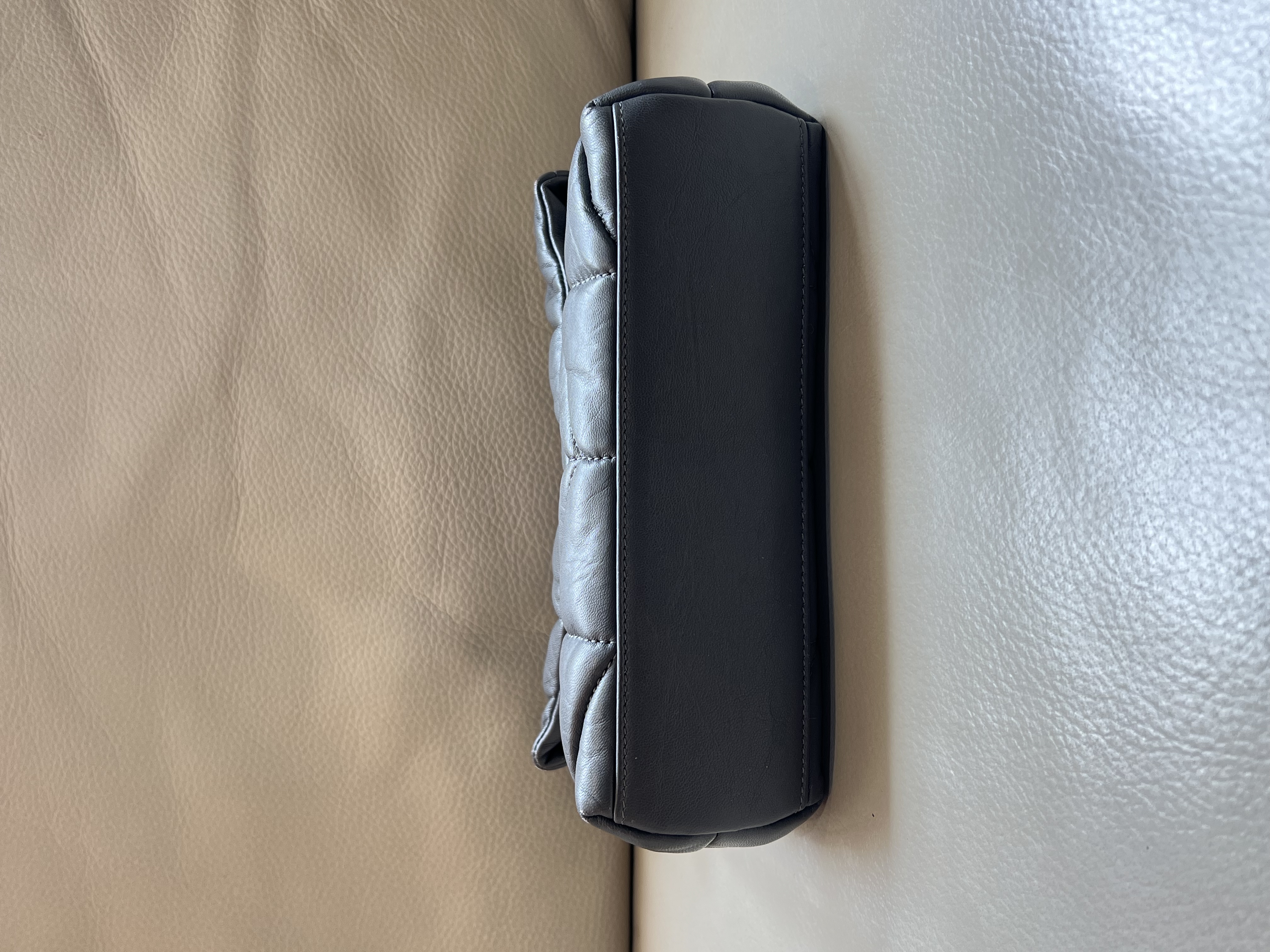 Pre-Owned YSL Loulou Puffer / Product Code: 36041631