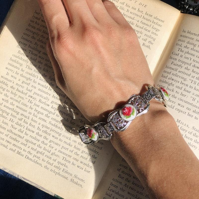 C.a. 1980s Rose Needlepoint Silver Tone Bracelet / Pendant - New Old Stock(MT1139/MT1140)