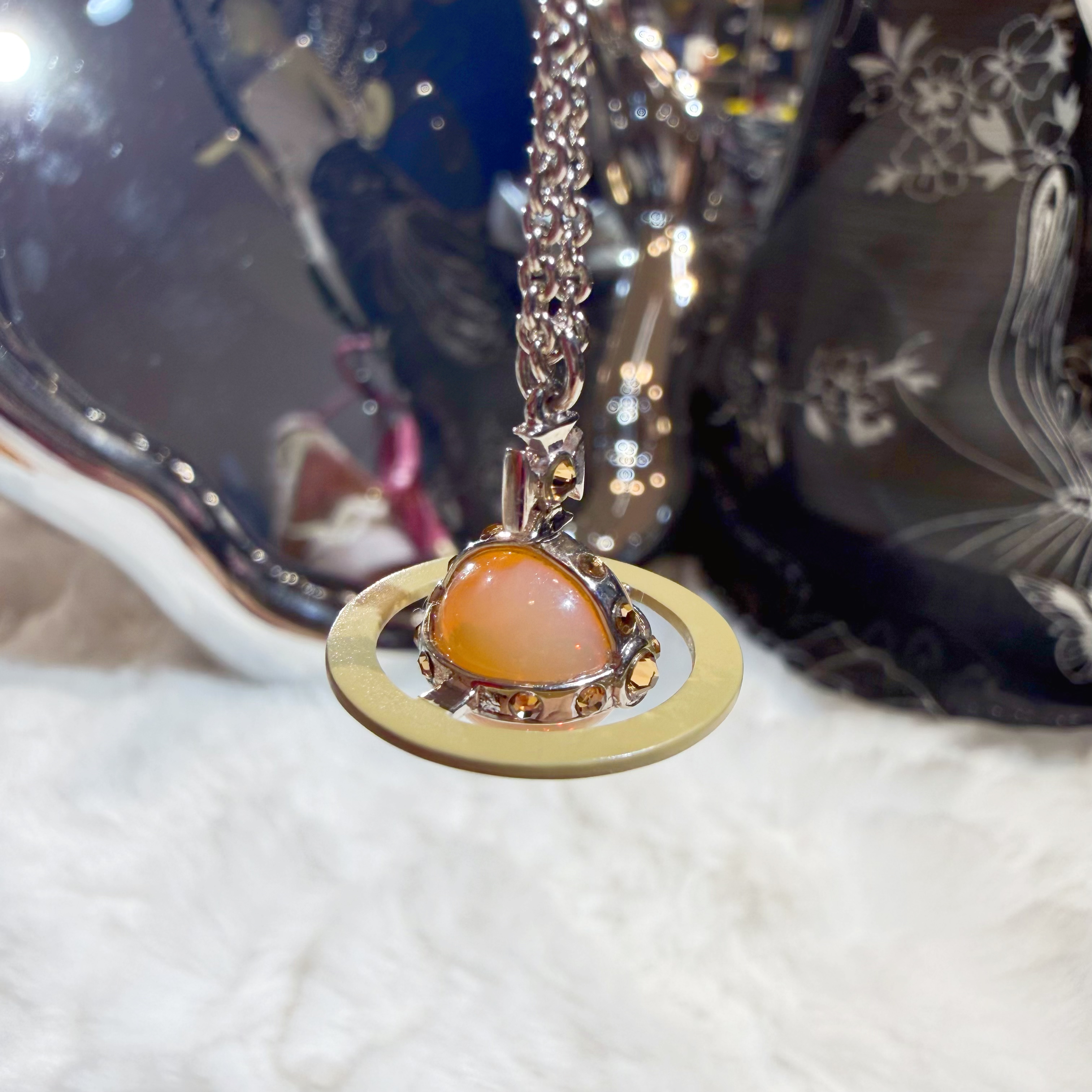 VW Luzia 3d tiny necklace yellow/moon