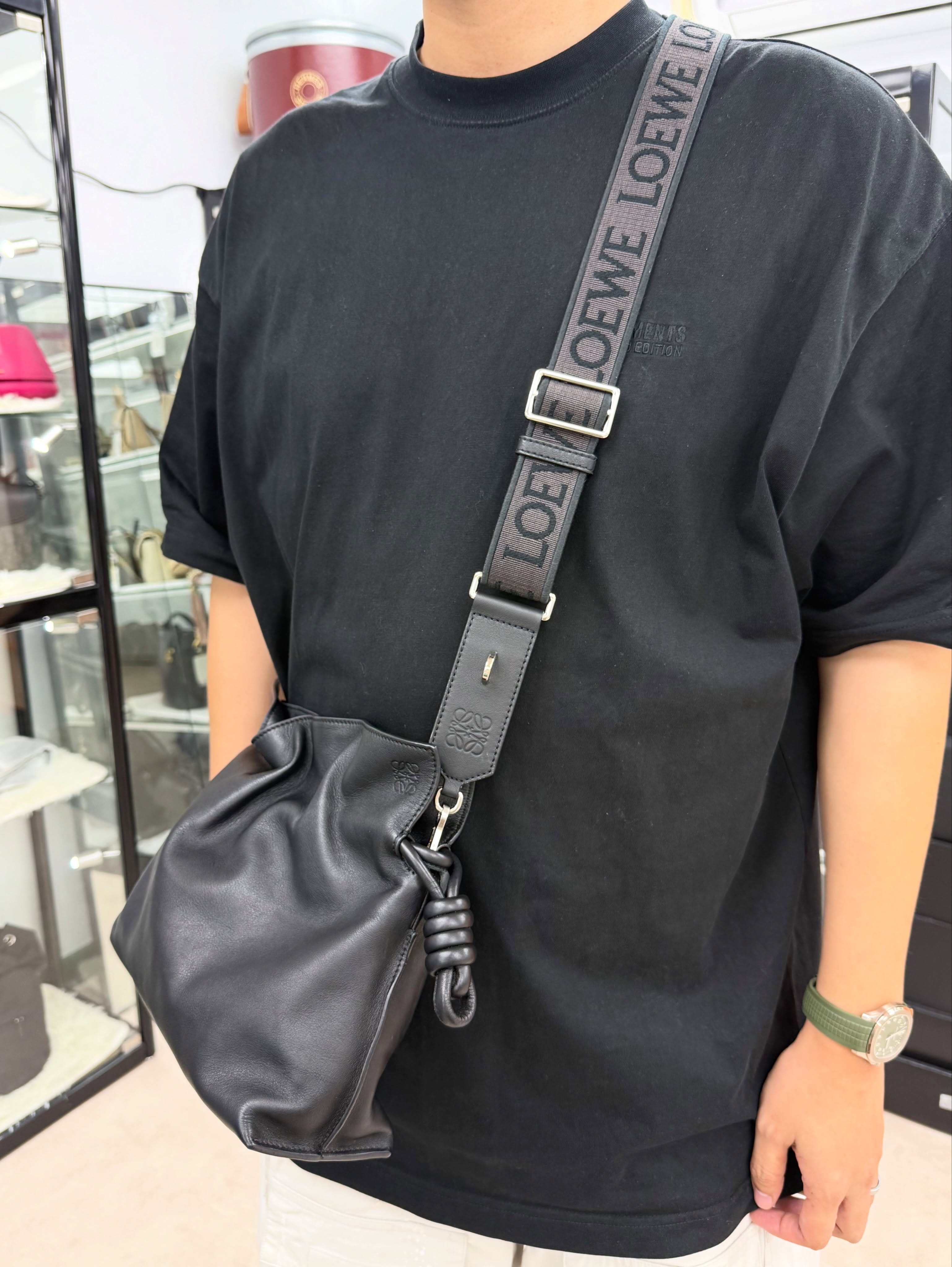 Loewe👜 PRE OWNED 🛍️黑色福袋 升級原裝肩帶 🖤 
