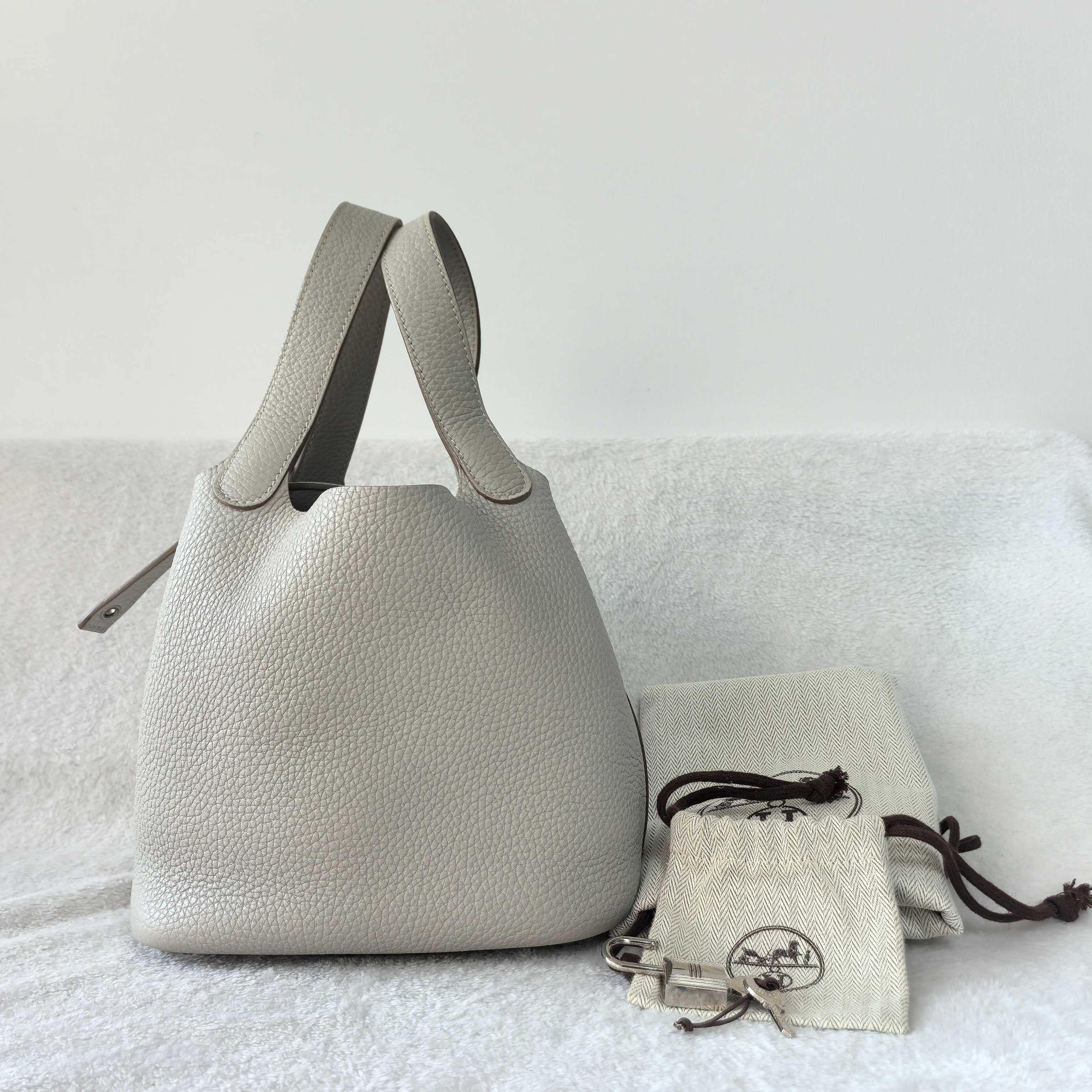 Pre Owned Hermes Picotin P18 / Z stamp