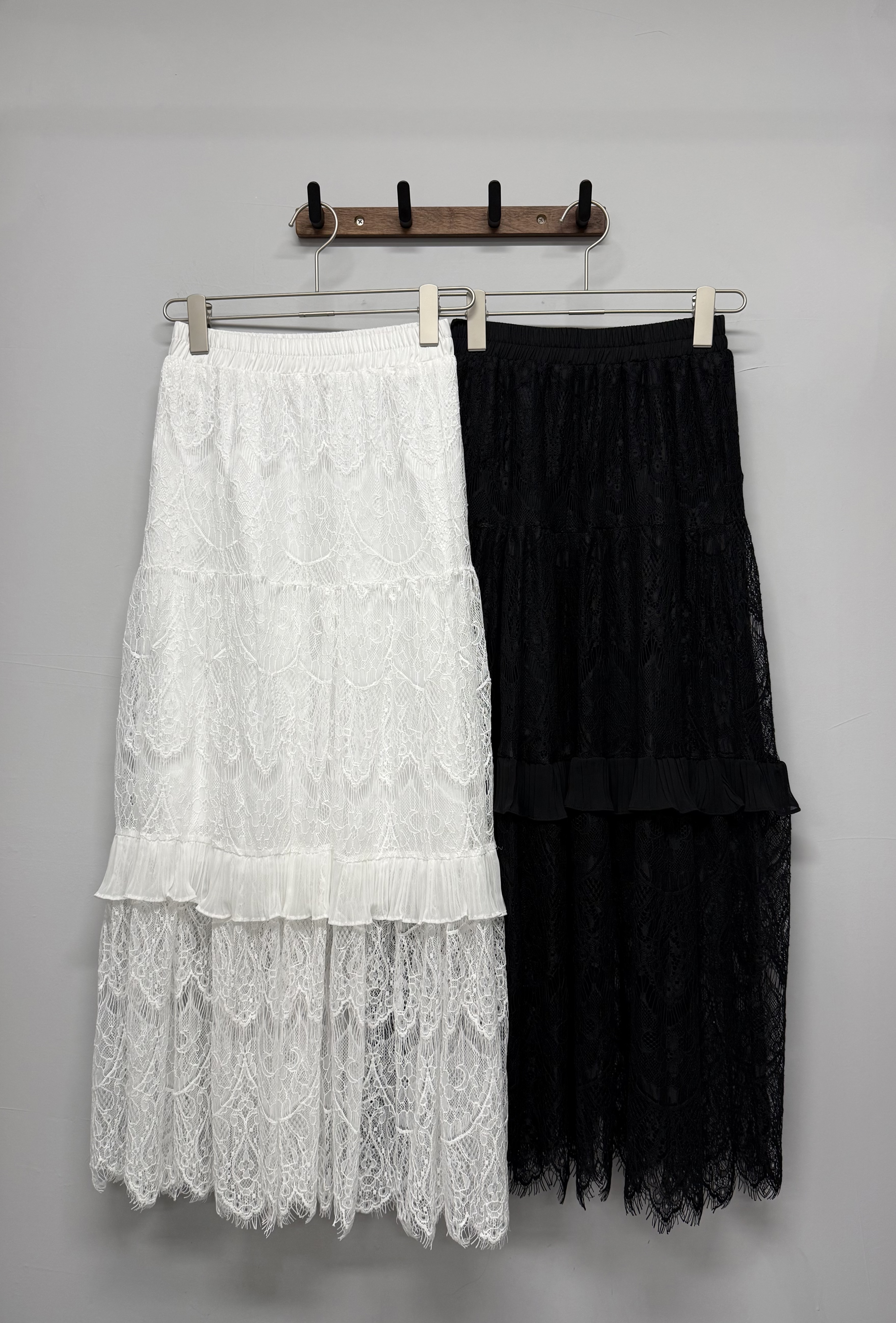 Lace detail skirt #sk34
