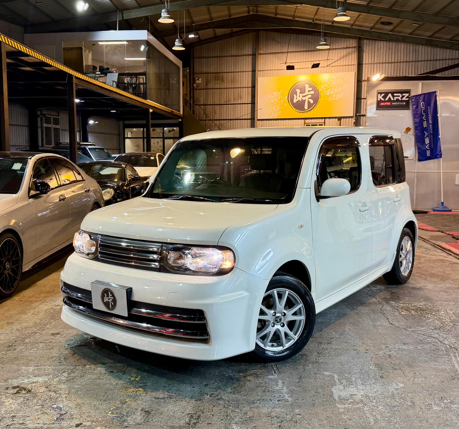 Nissan CUBE RIDER 2010