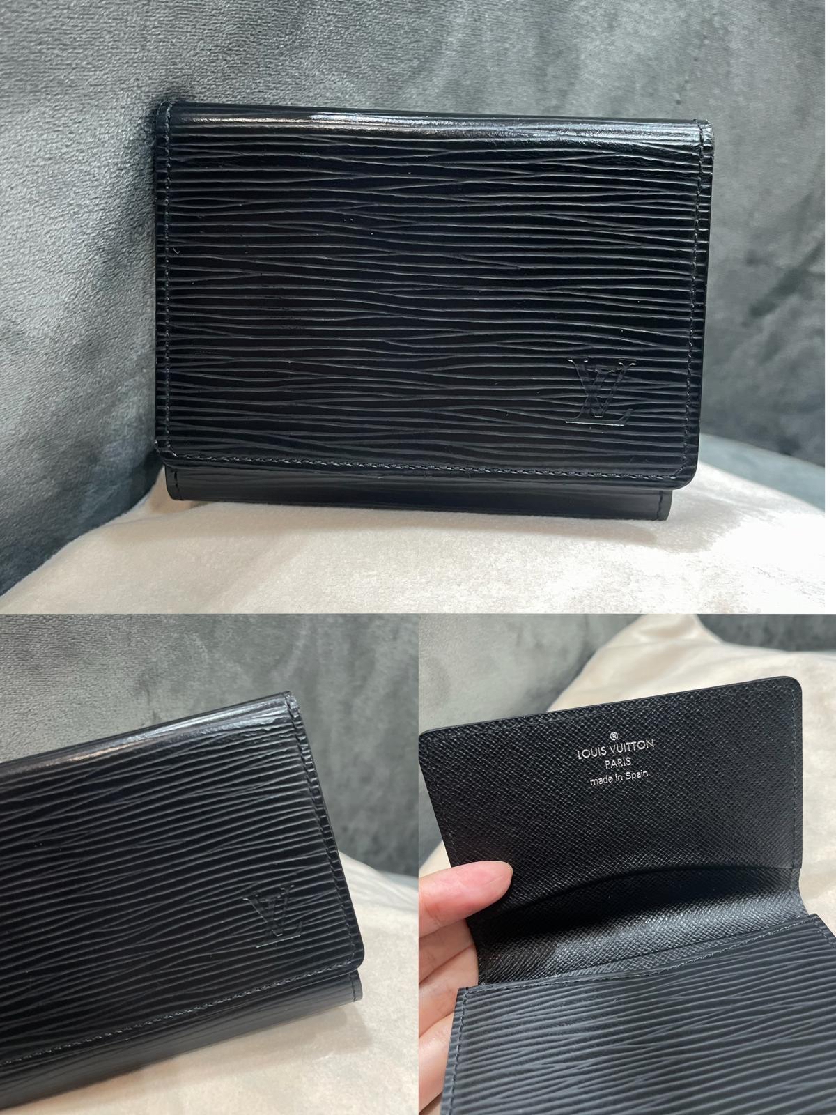 LV EPI card Holder Black 100%Authentic, 98%New