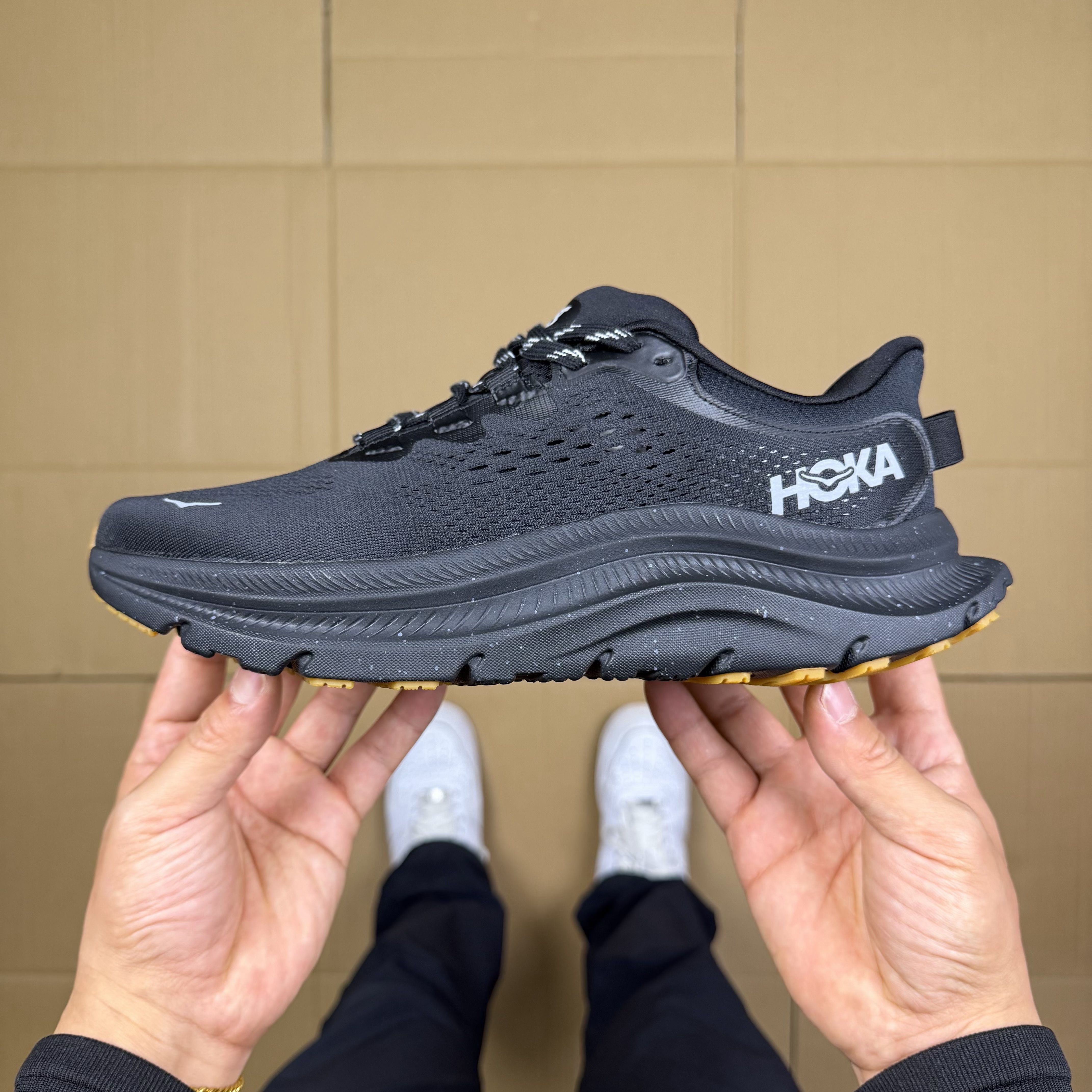 Hoka One One Kawaha 2