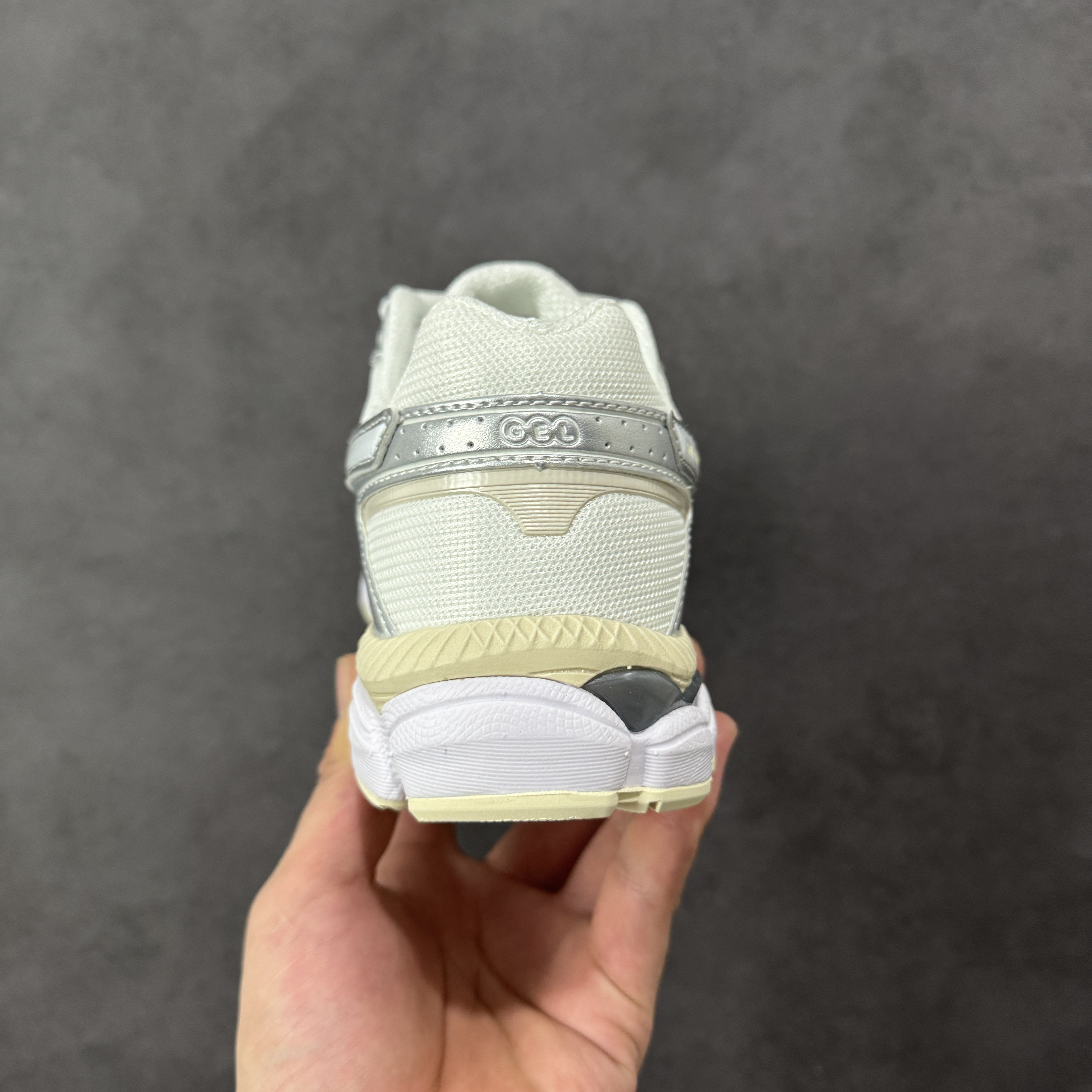 Asics Gel-Cumulus 161203A733-102