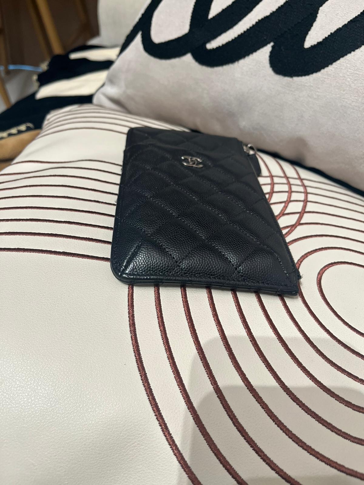 Chanel phone zip wallet 黑色荔枝牛皮銀扣 100%Authentic ,92%new  ✅ 26貼 ✅dust bag 