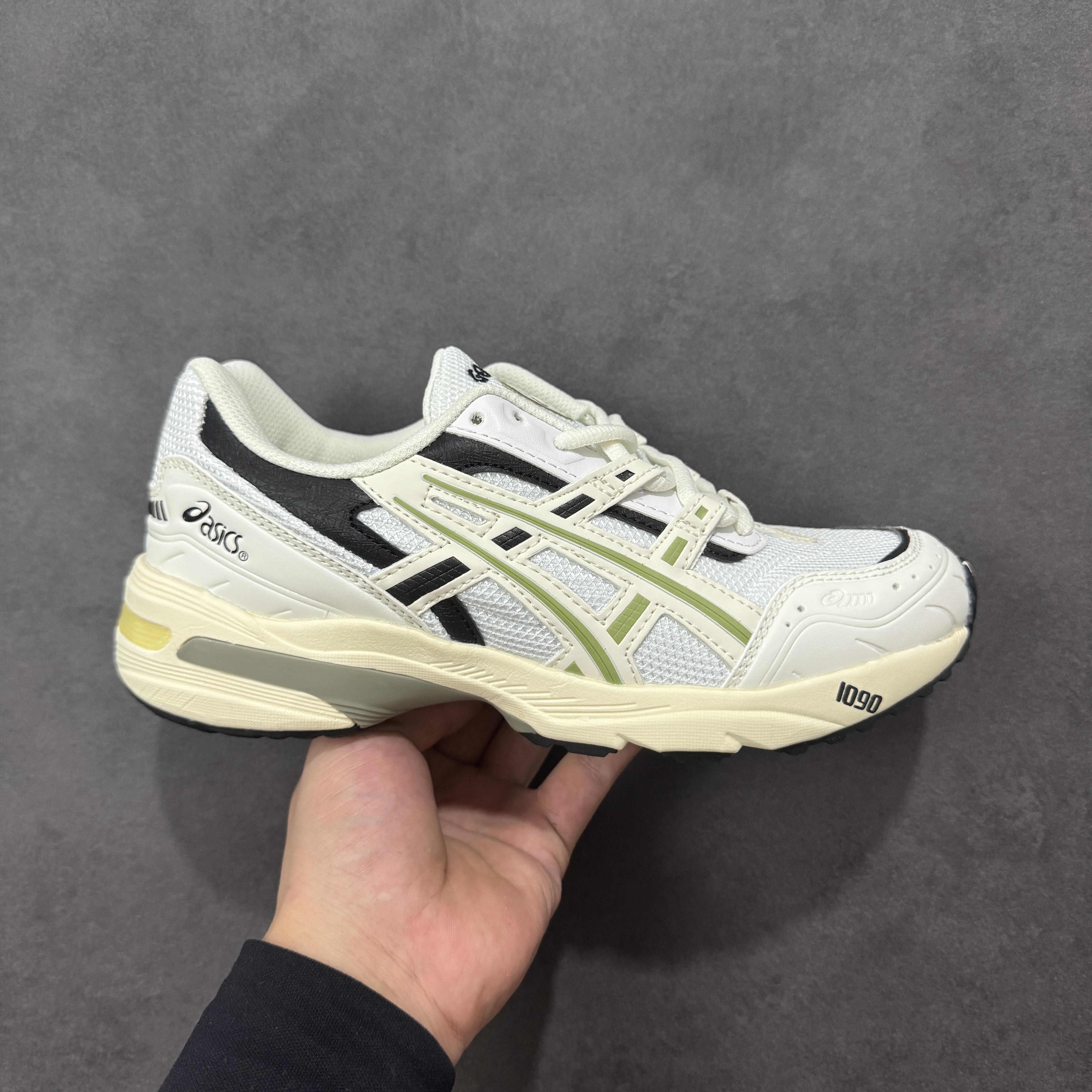 Asics GEL-1090 1203A243-028
