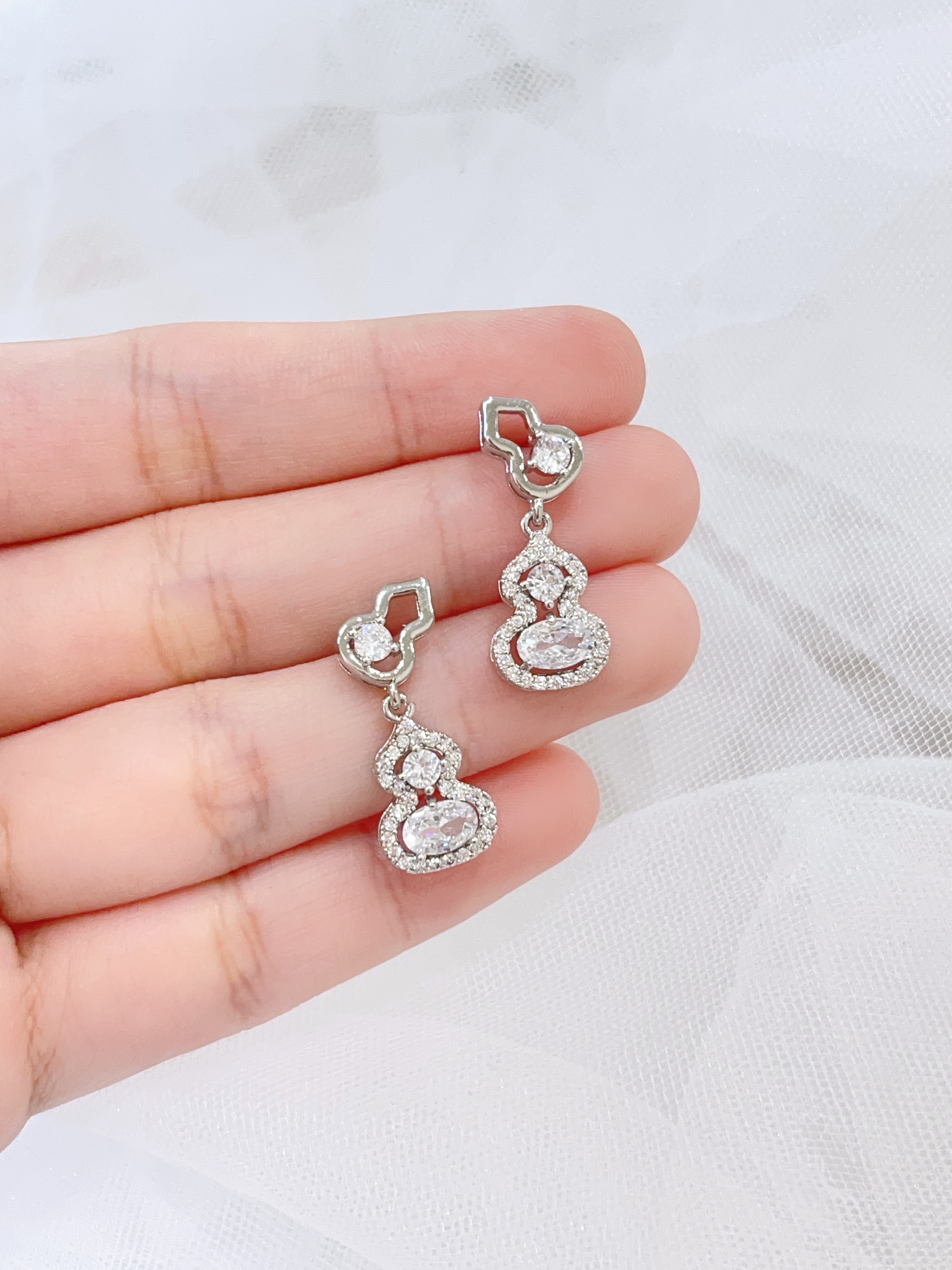 微镶锆石葫芦耳坠耳环