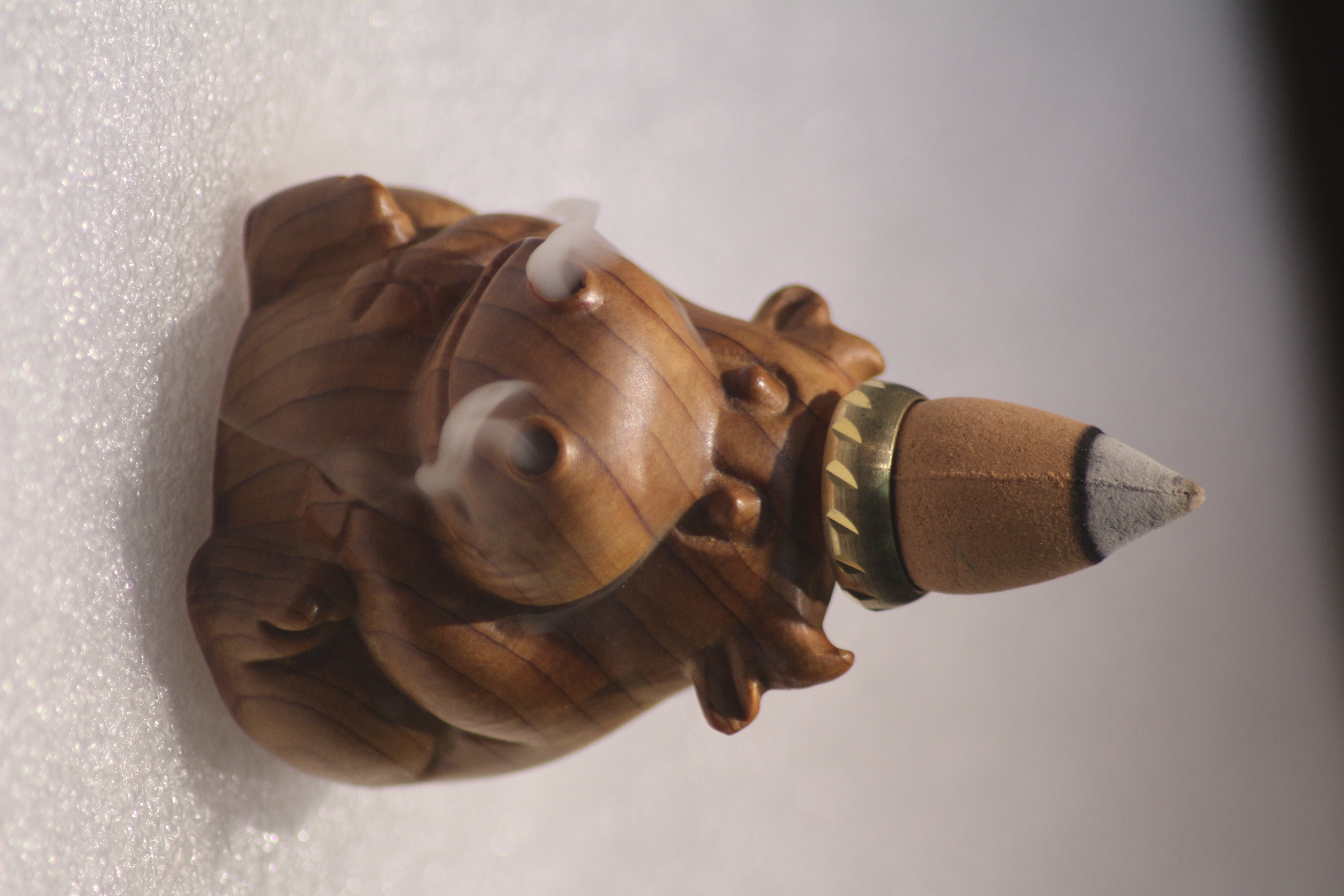 牛氣沖天 香爐 壇香座