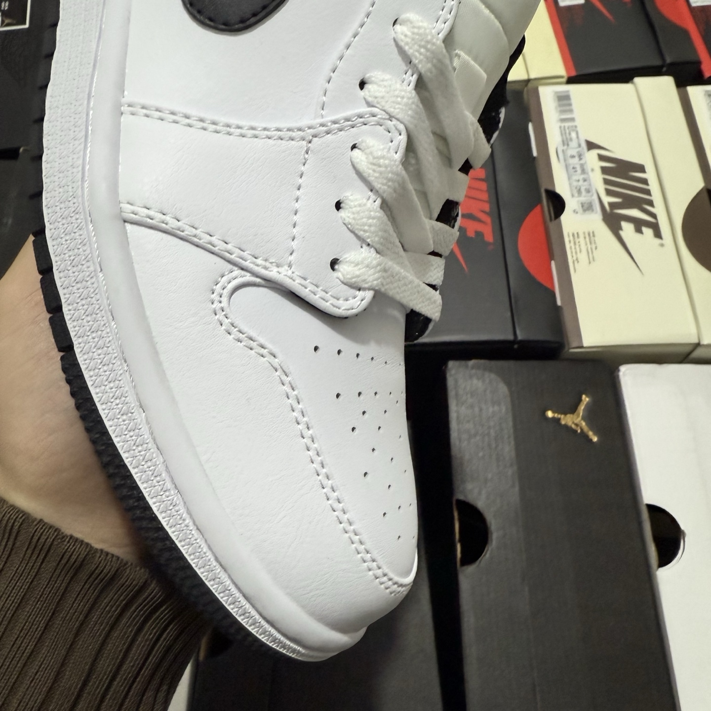 Nike Air Jordan 1 Low 'Black Fire Red' 553558-060 