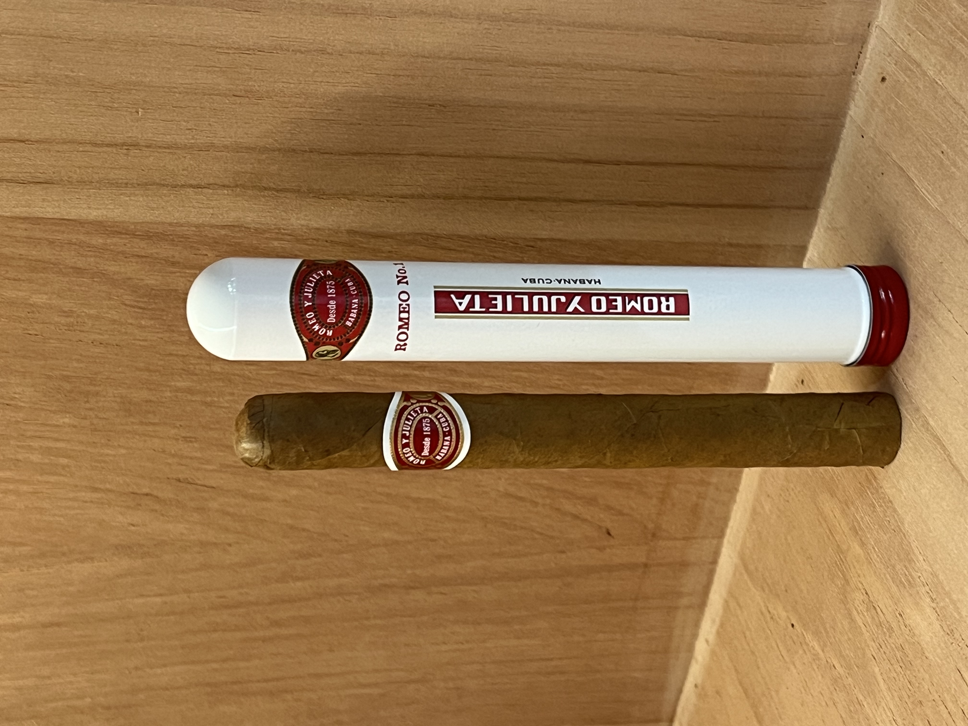 ROMEO Y JULIETA羅密歐1號鋁管 （單支）