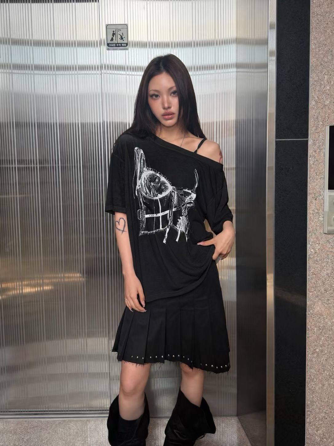 Sketch Graphic Sheer Tee