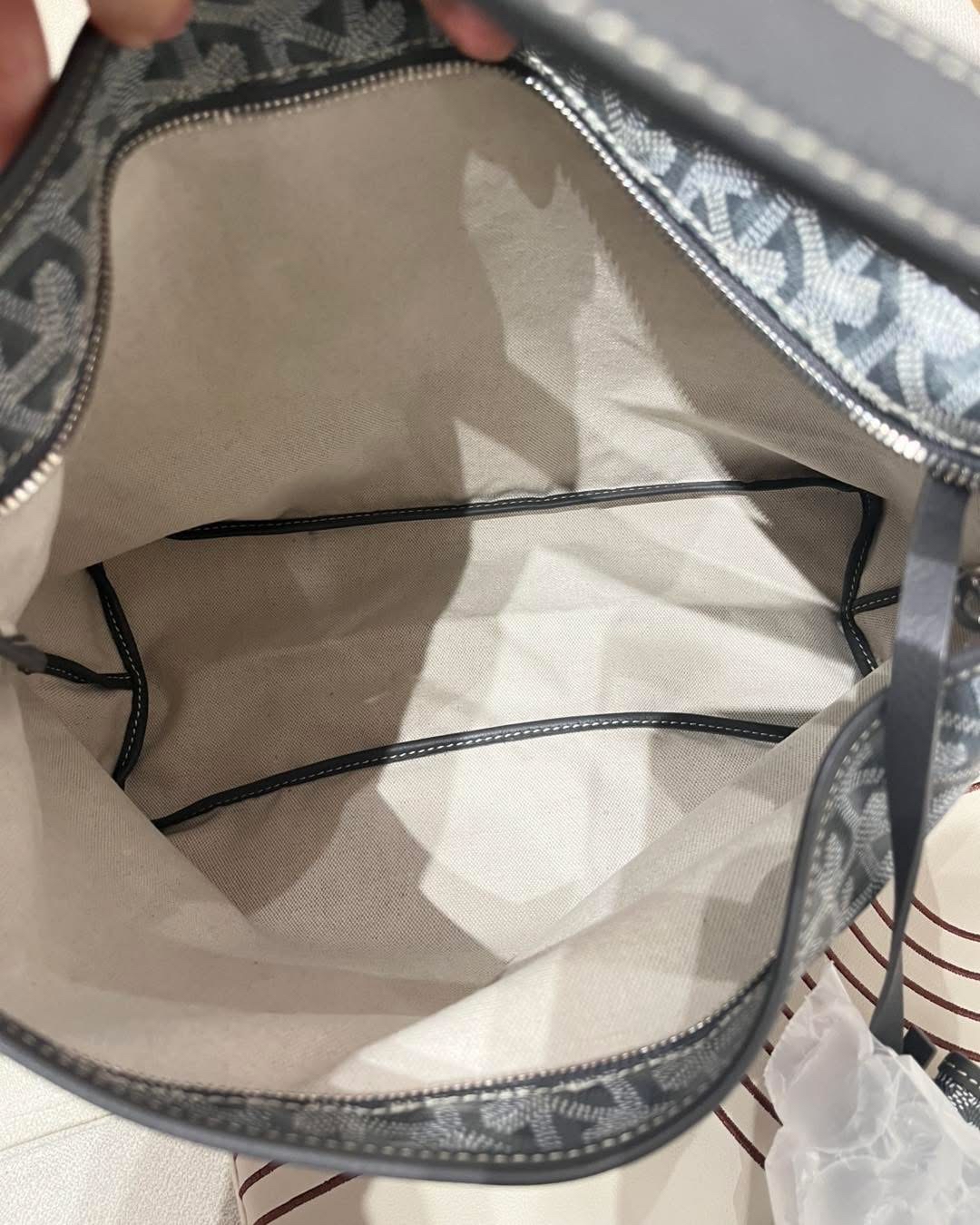 Goyard boheme hobo bag 100%Authentic, 95%new ✅塵袋✅pouch
