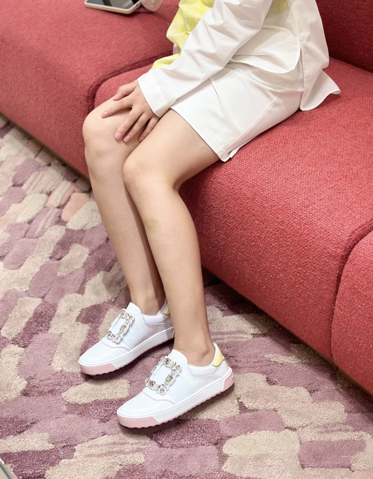 斷碼優惠💖訂貨✨RV 鑽扣皮質slip on Size 35/35.5/36.5  only