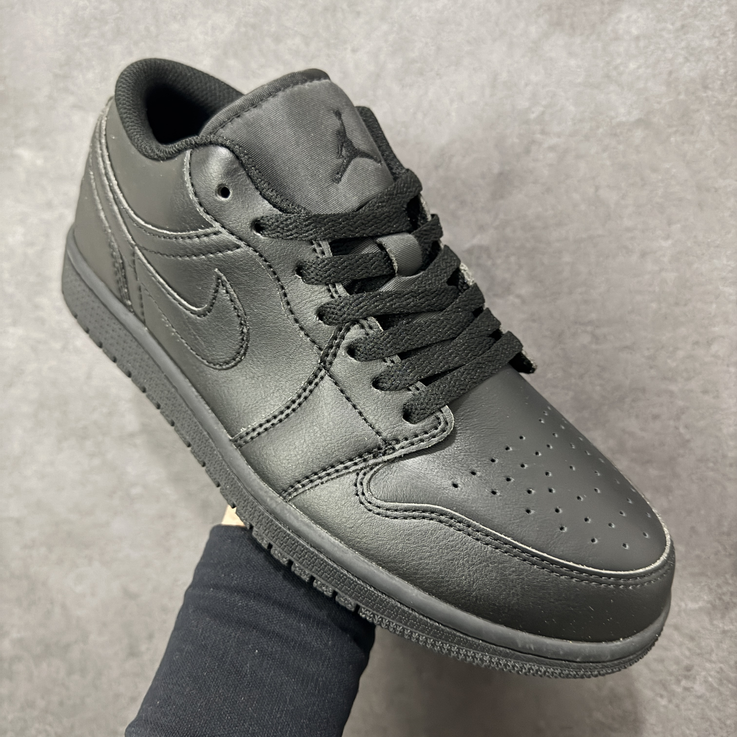 Nike Air Jordan 1 Low 553558-093