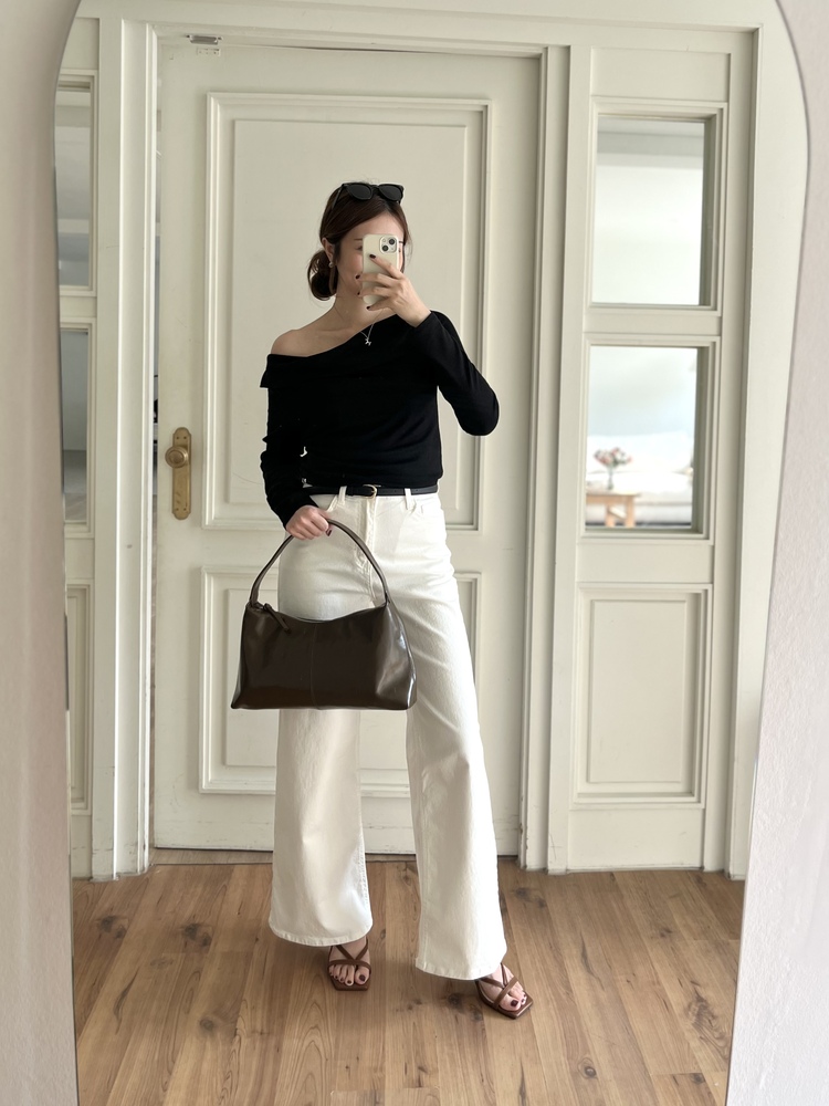 Muse Off Shoulder Drape Top (Black)