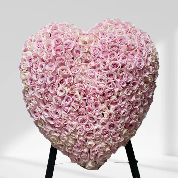 單色心型帛事花牌 E1