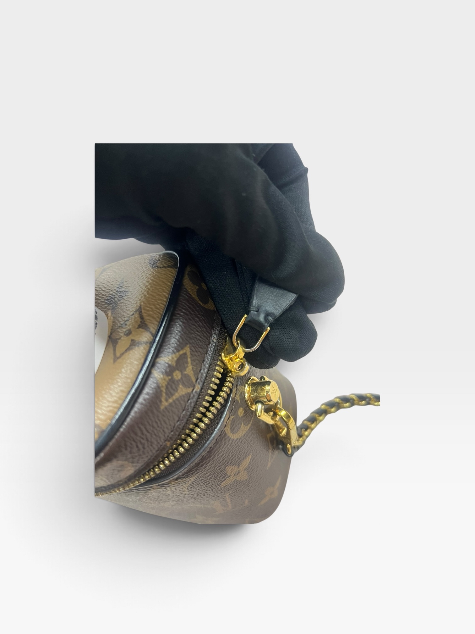 Pre-Owned Louis Vuitton Monogram Reverse Vanity /Product Code: 102304