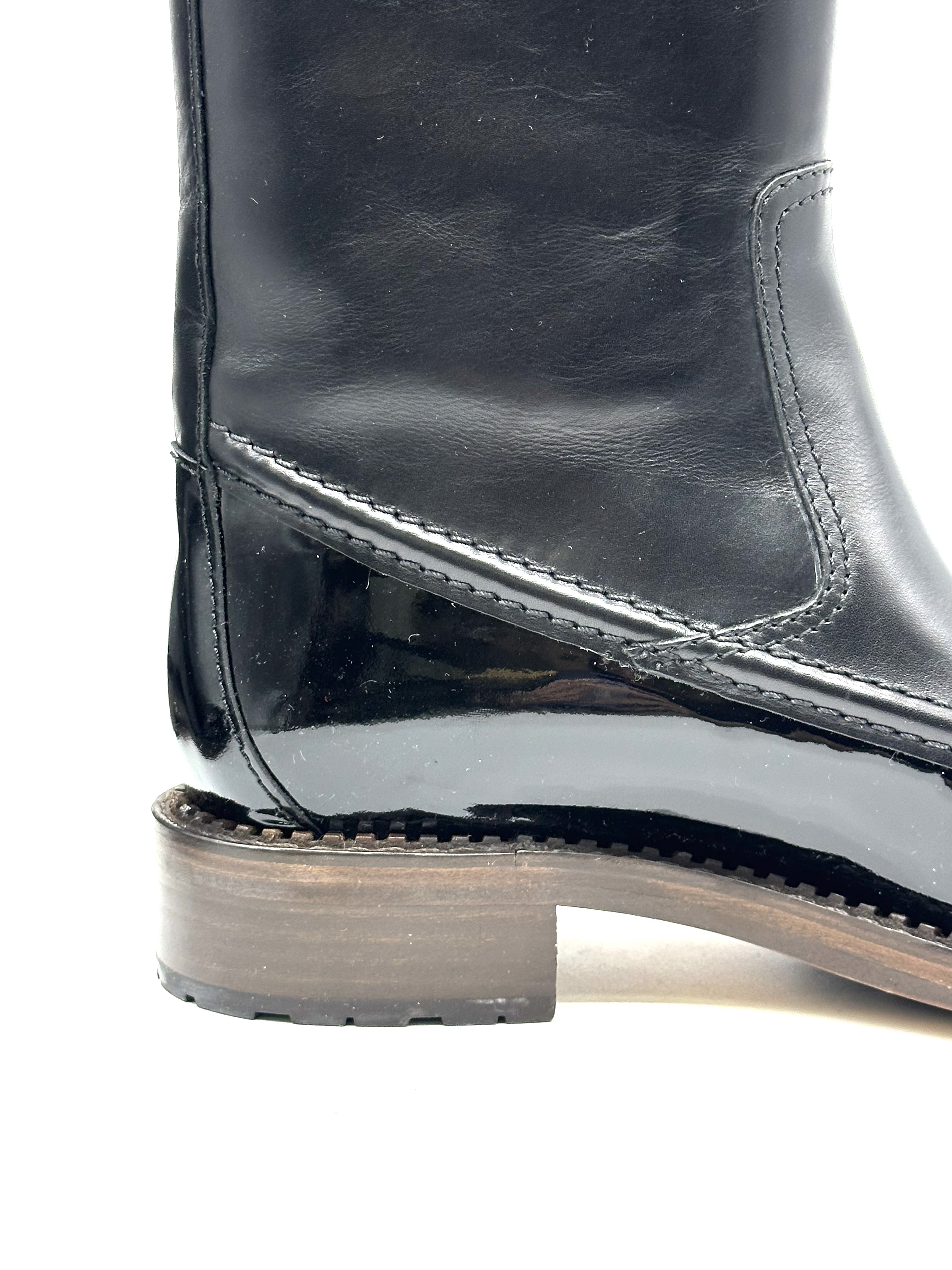 Pre-Owned Chanel Boots / Product Code: 26040411