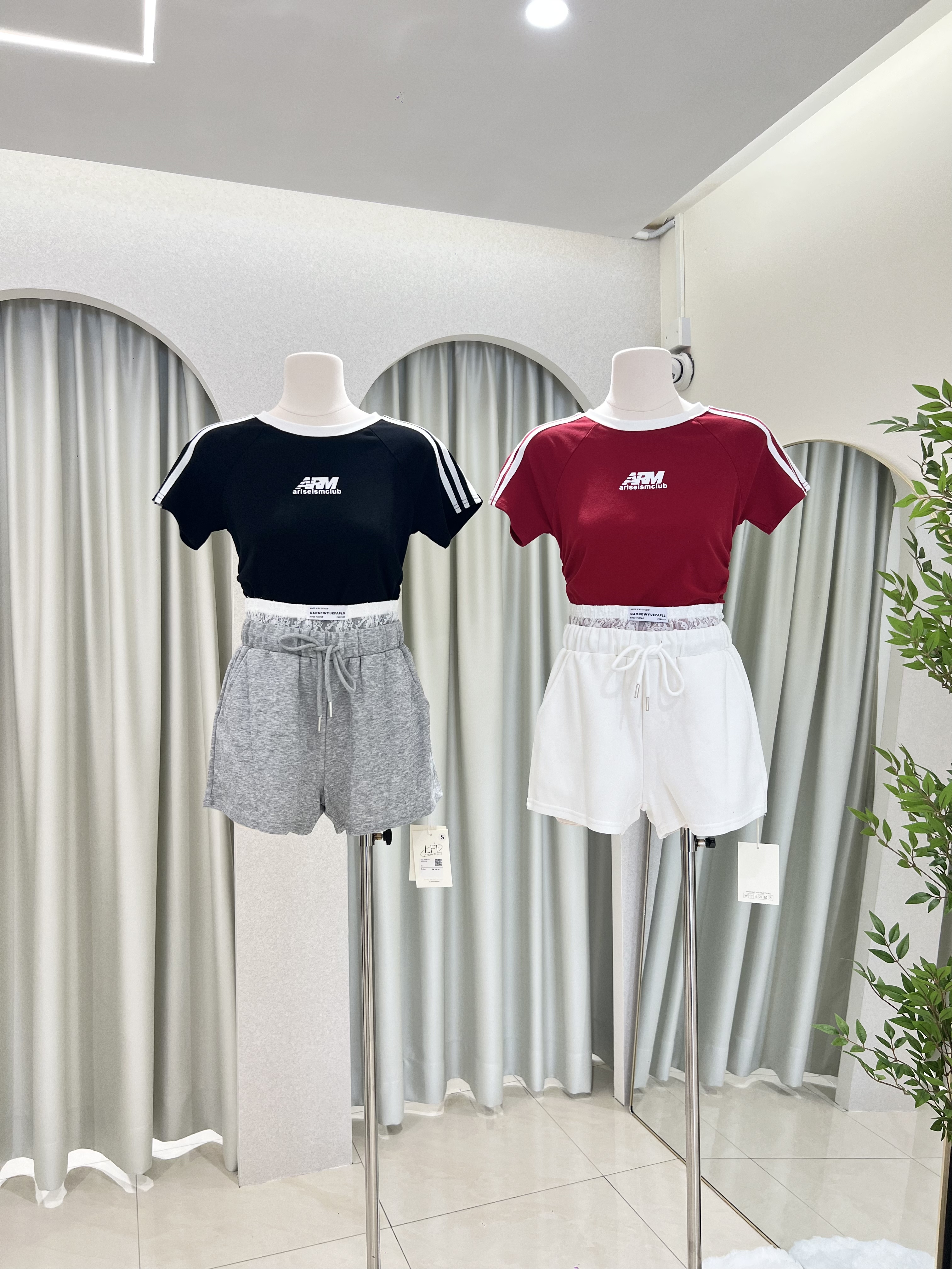 6918 韩版蕾丝拼接百搭短裤