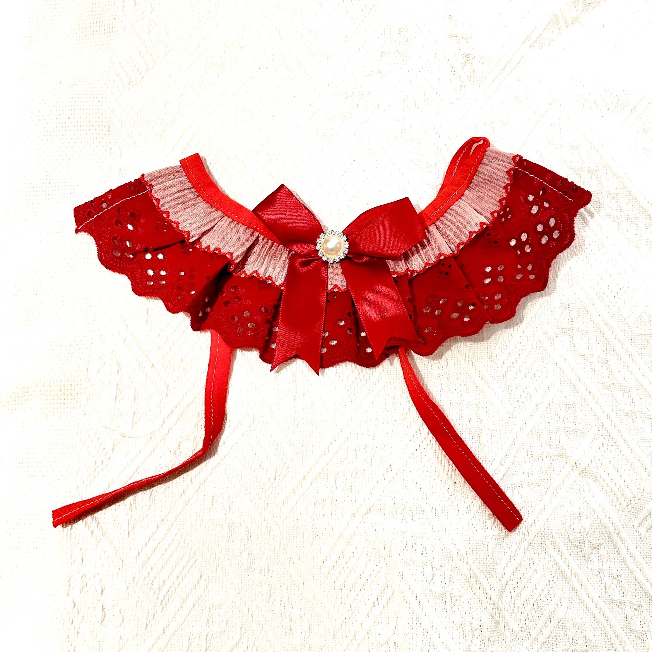 (現貨即取)新年喜慶紅色蕾絲貓咪圍巾