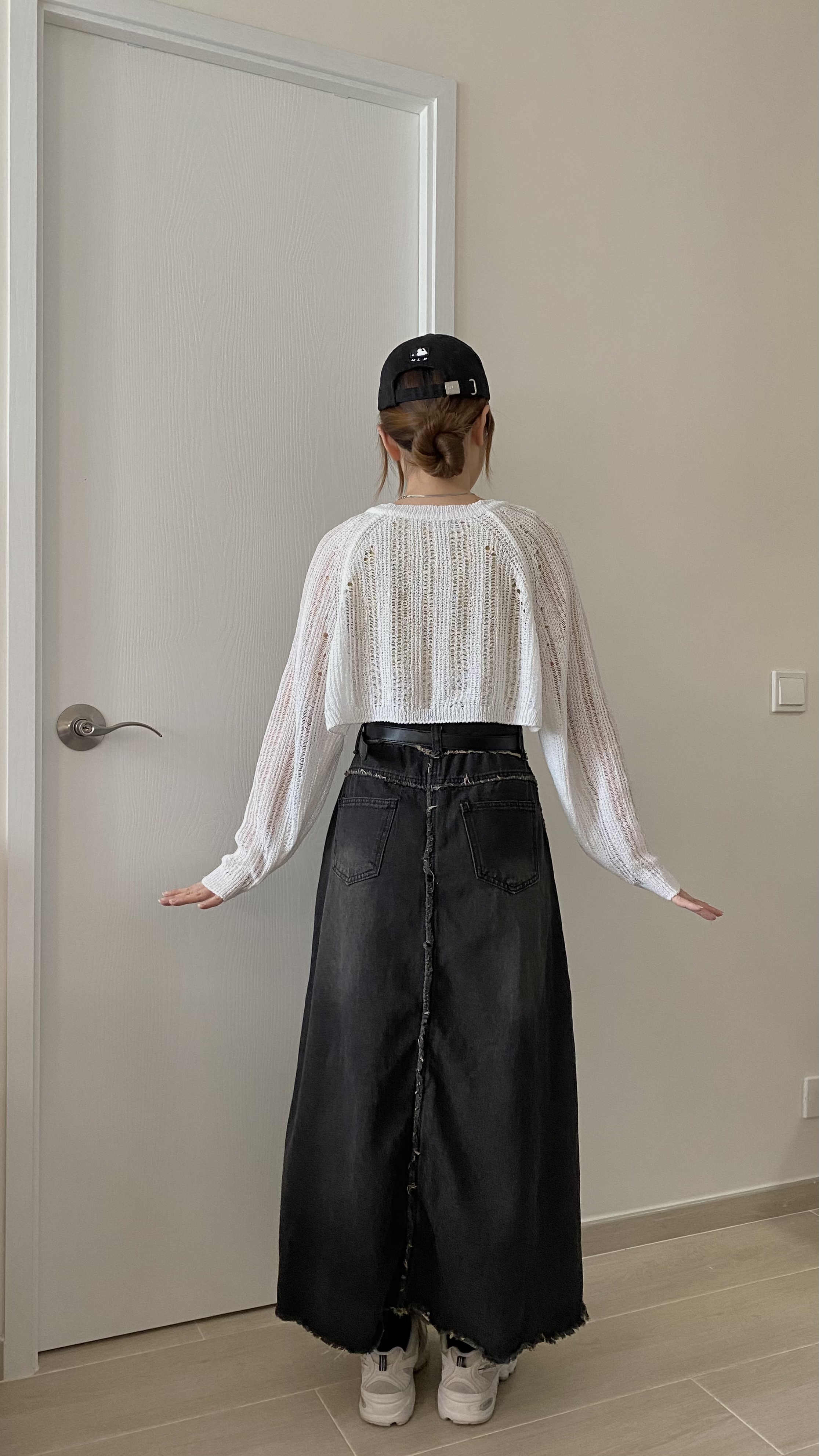 超高詢問度鏤空外套