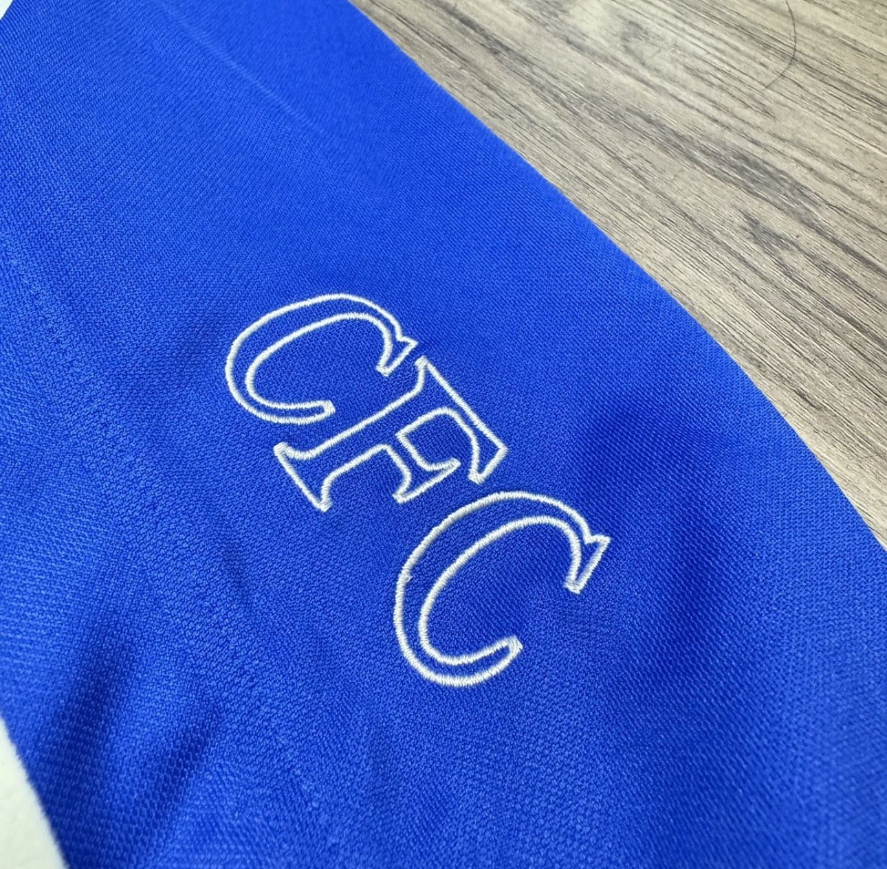 Chelsea 2000s training sweater (bnwt)