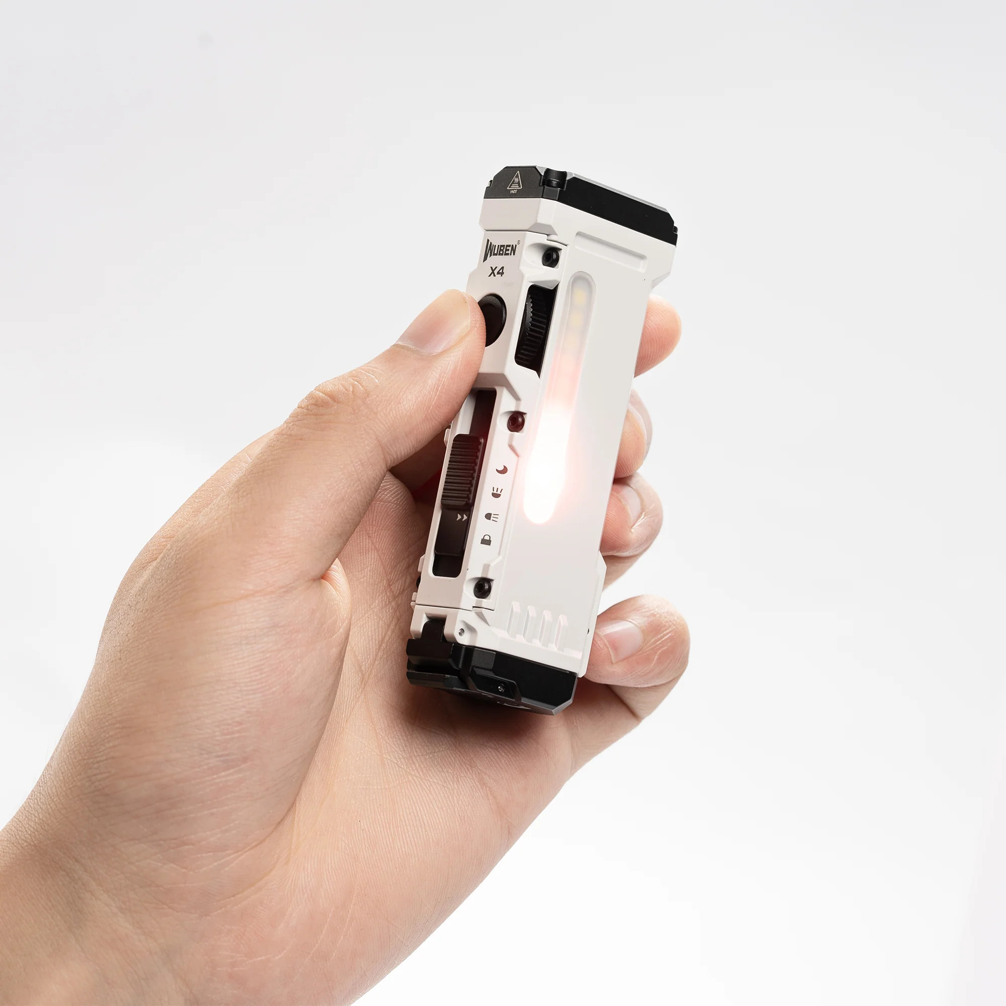 WUBEN X4 緊湊型多功能手電筒