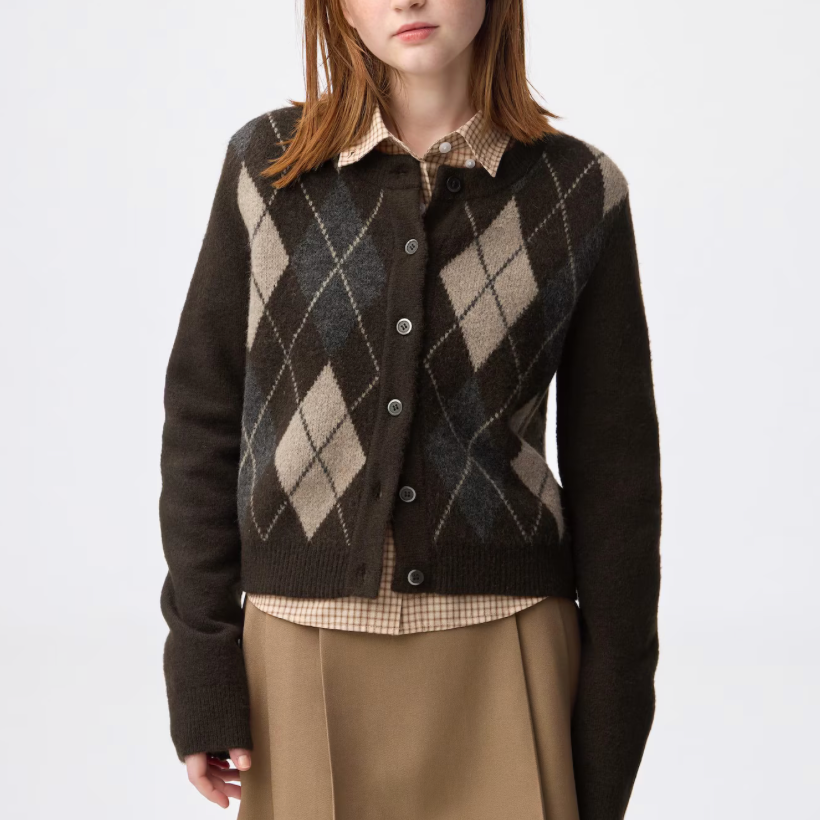 GU Puff Knit Argyle Crew Neck Cardigan
